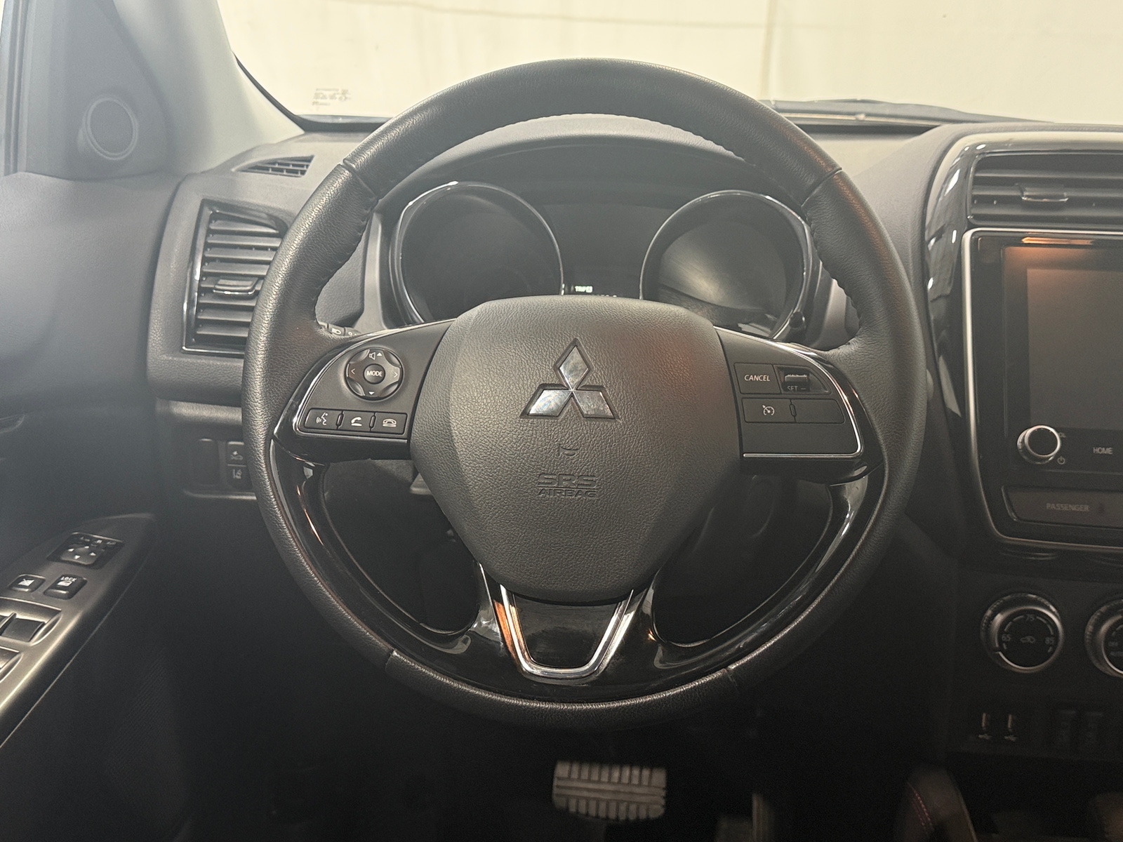 Thumbnail: 2025 Mitsubishi Outlander Sport - 5
