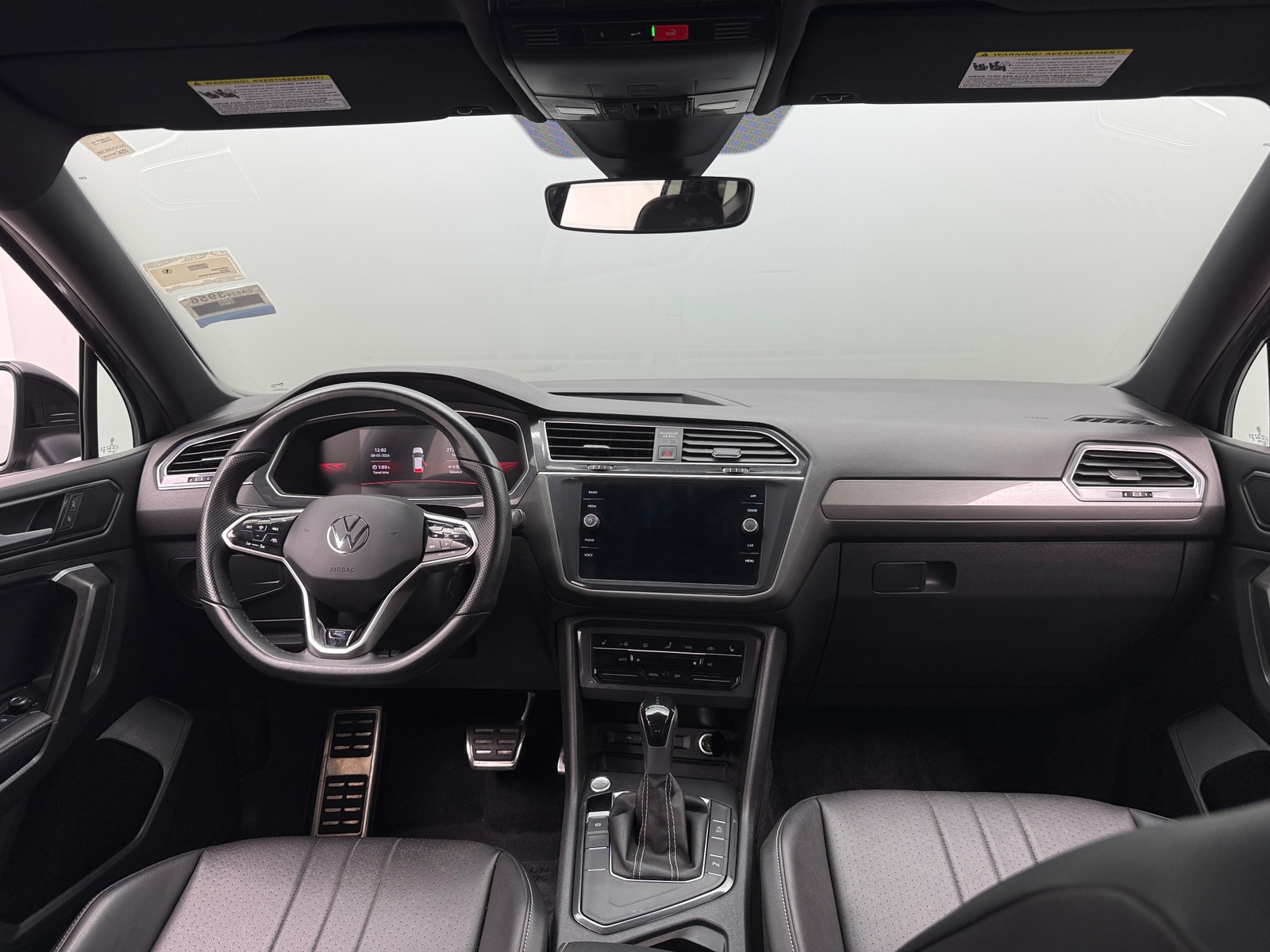Thumbnail: 2023 Volkswagen Tiguan - 2