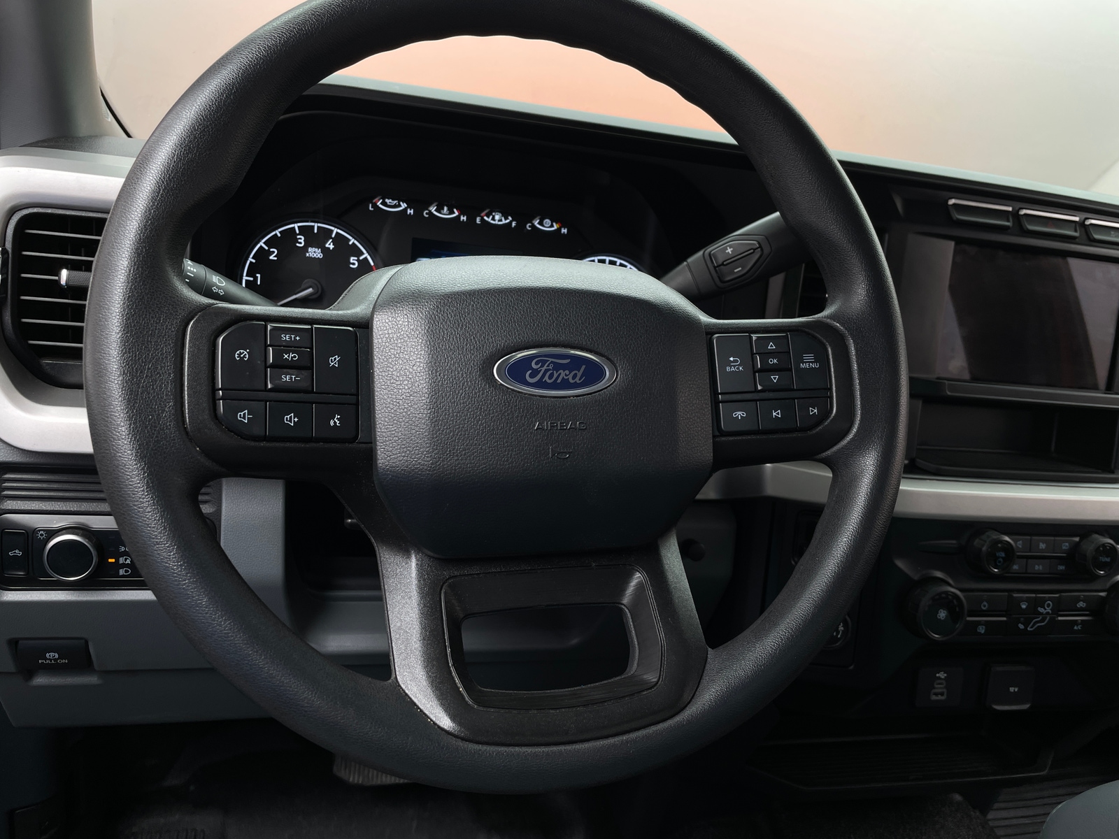 Thumbnail: 2023 Ford Econoline - 5