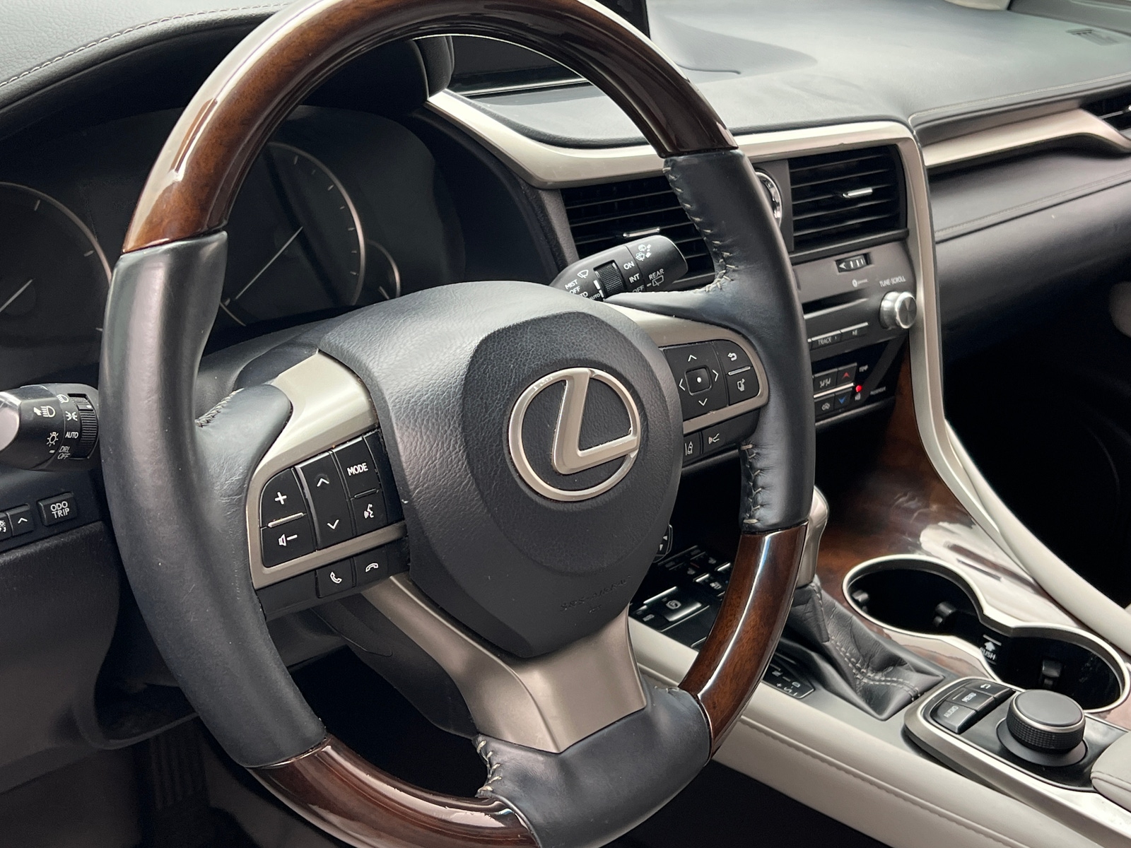 Thumbnail: 2017 Lexus RX - 5