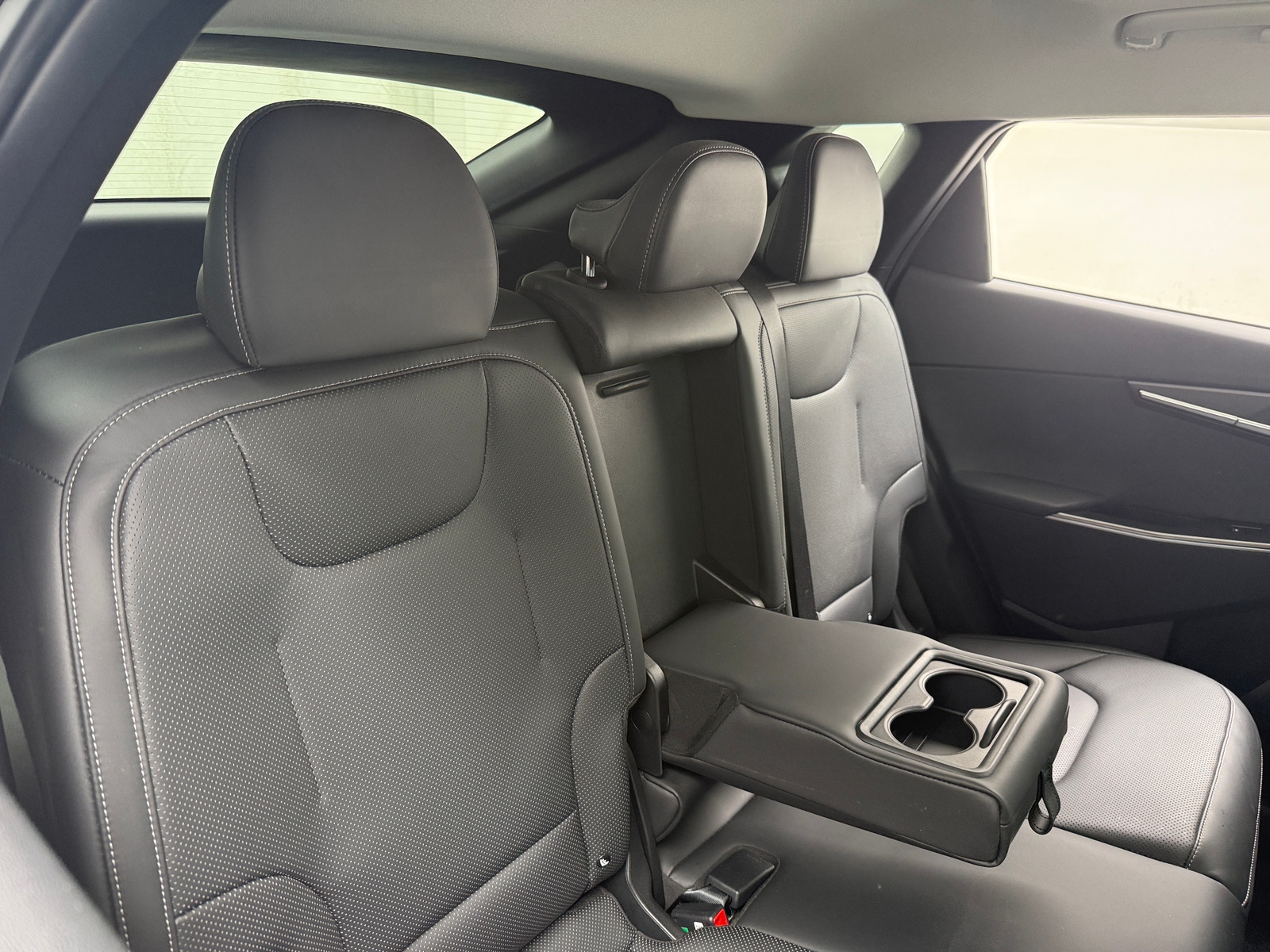 Thumbnail: 2024 Kia EV6 - 5