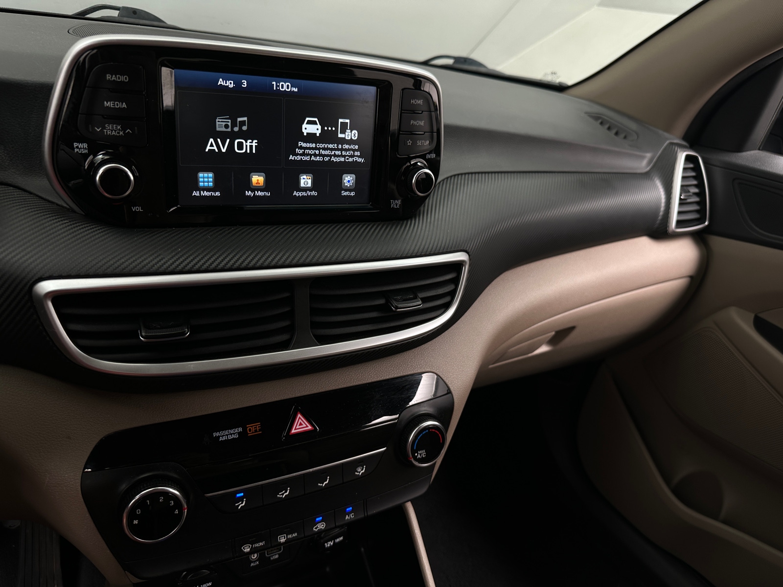 Thumbnail: 2019 Hyundai Tucson - 4