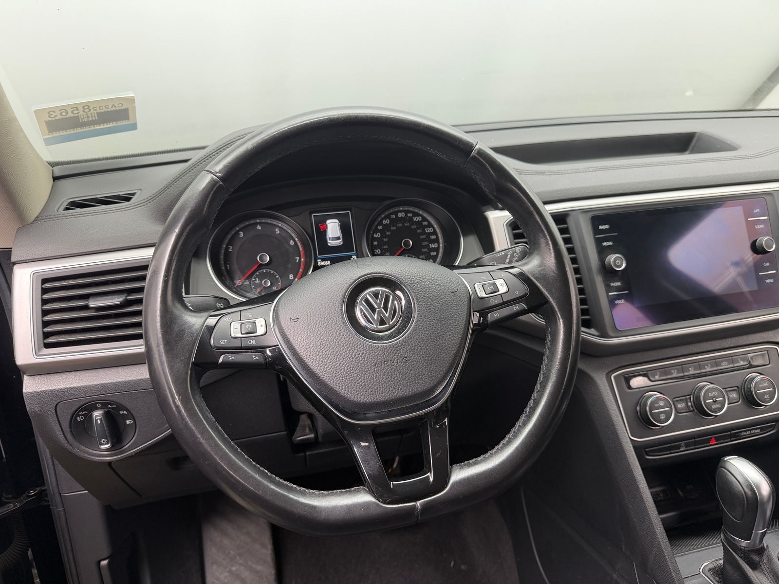 Thumbnail: 2018 Volkswagen Atlas - 4