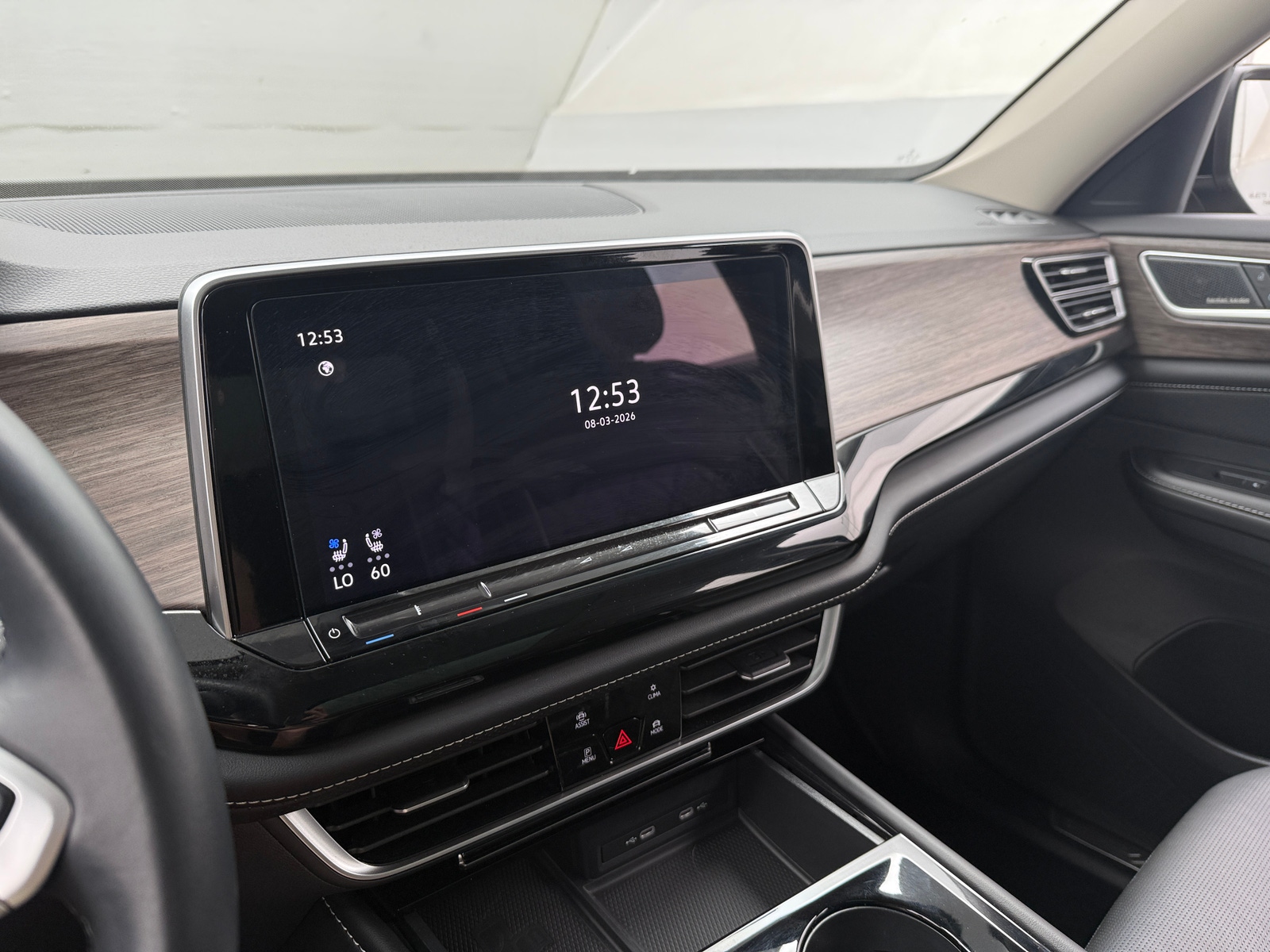 Thumbnail: 2024 Volkswagen Atlas - 3