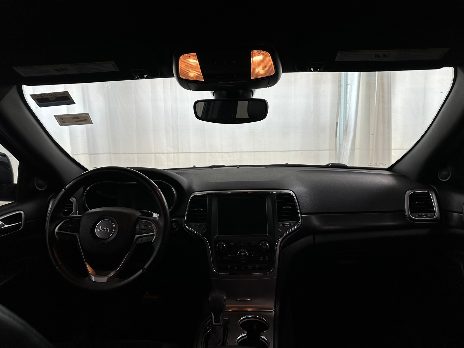 Thumbnail: 2017 Jeep Grand Cherokee - 2