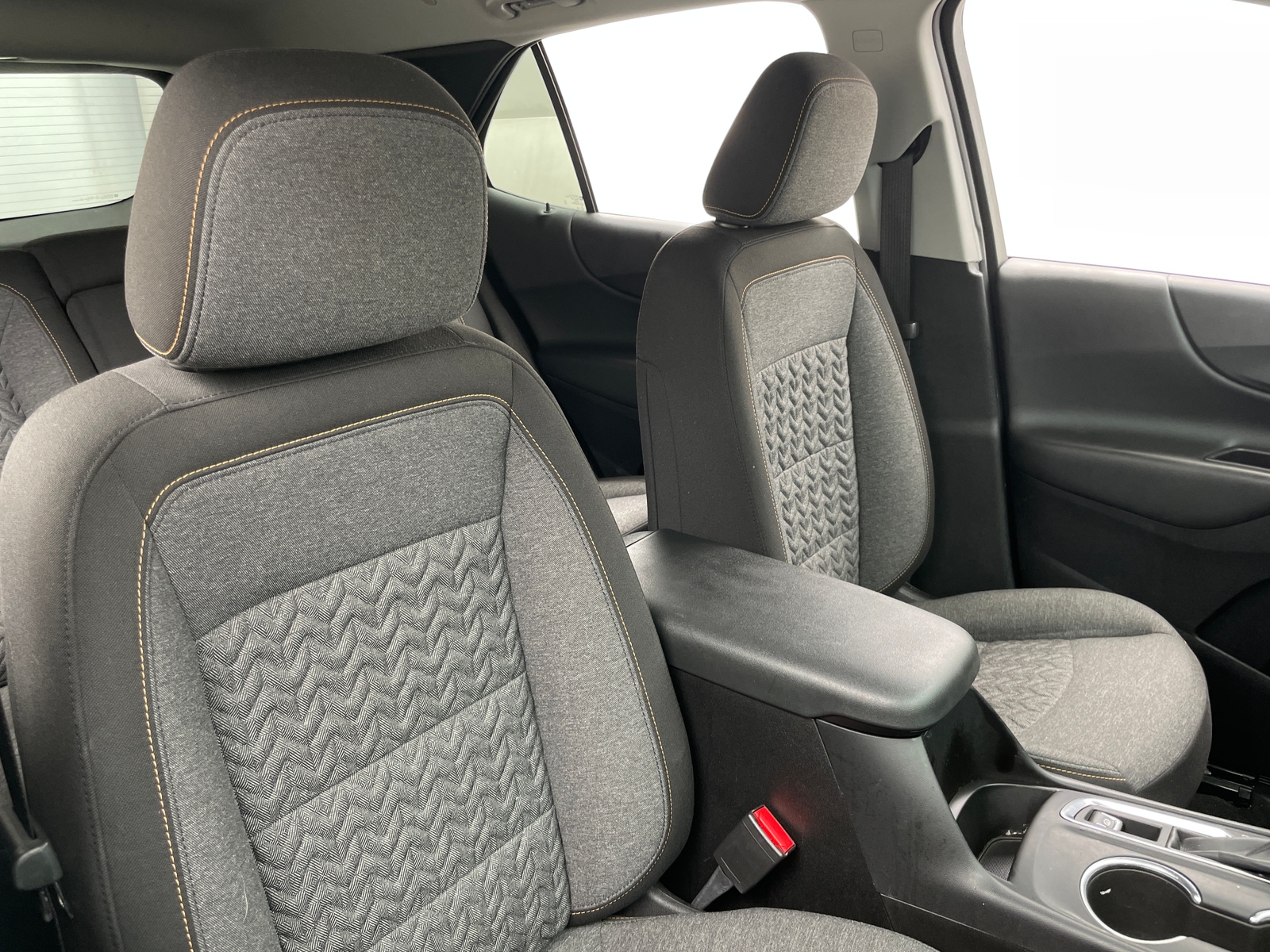 Thumbnail: 2022 Chevrolet Equinox - 2