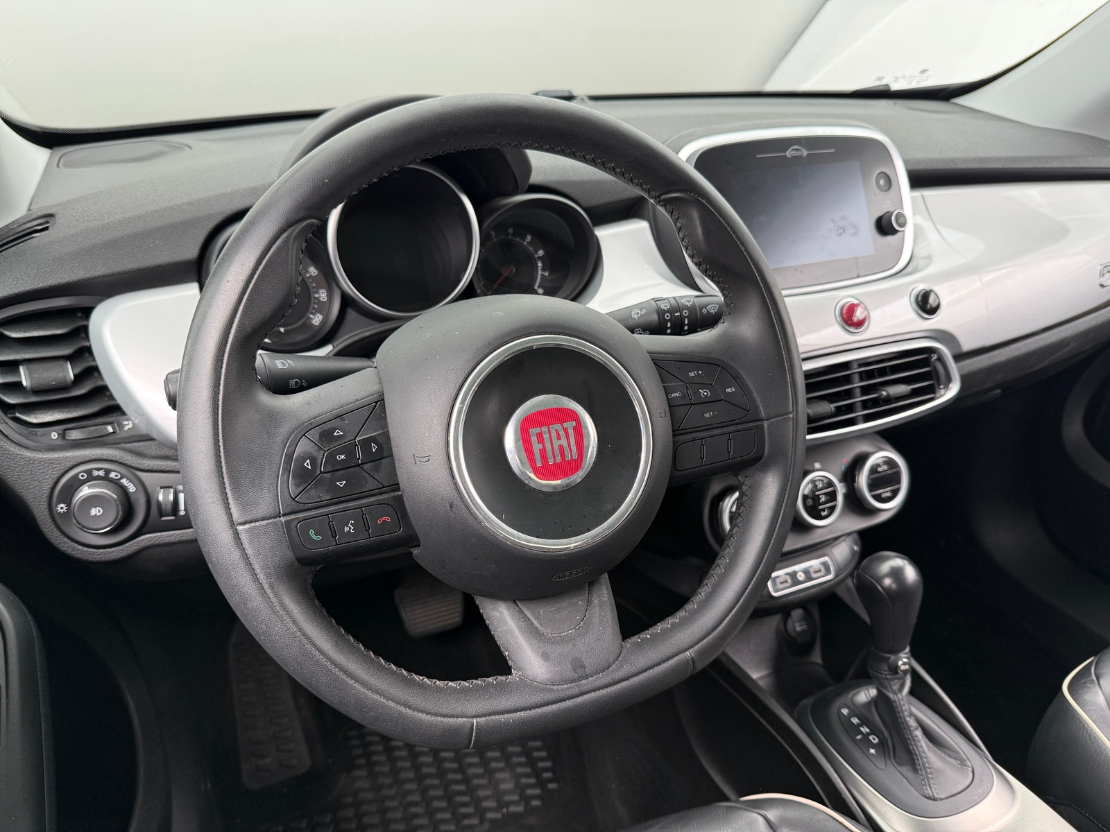 Thumbnail: 2018 Fiat 500X - 4