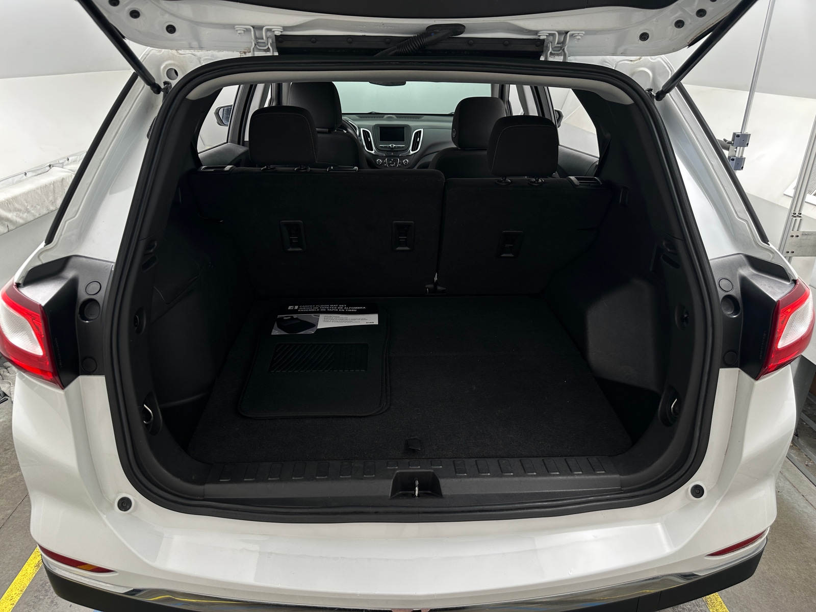 Thumbnail: 2021 Chevrolet Equinox - 7