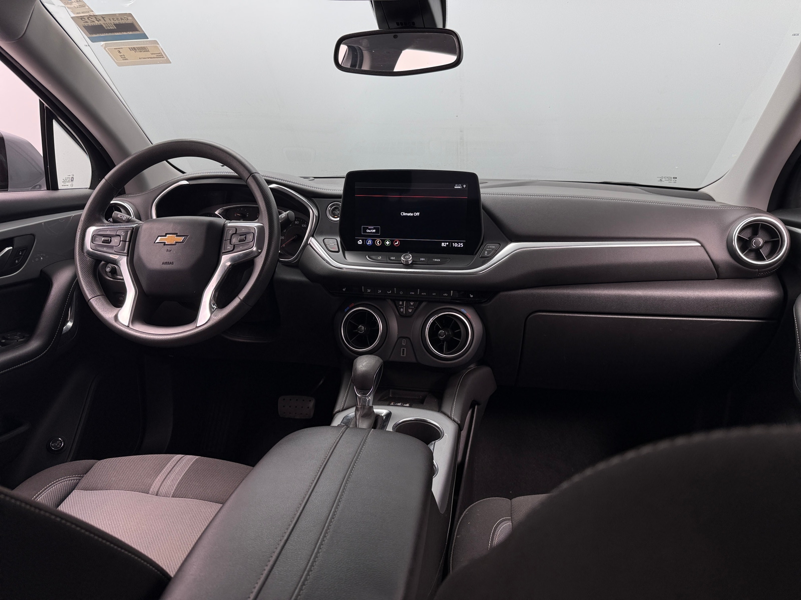 Thumbnail: 2023 Chevrolet Blazer - 3