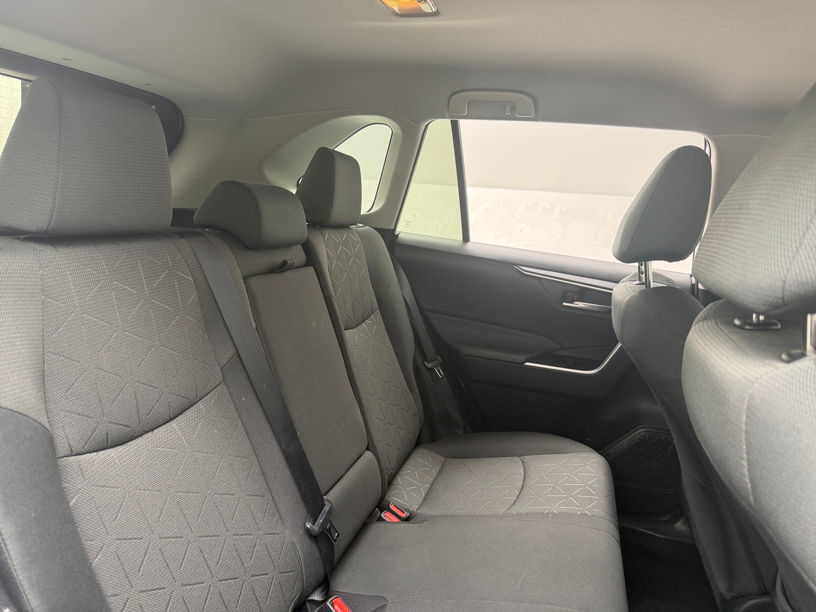 Thumbnail: 2021 Toyota RAV4 - 6