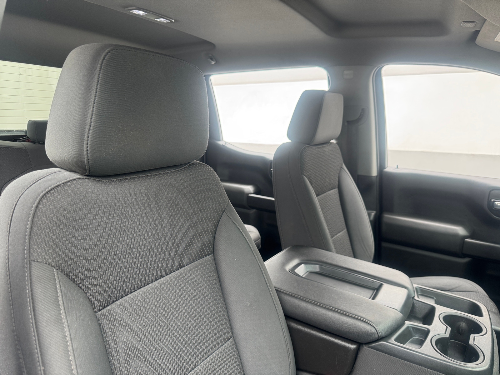 Thumbnail: 2020 Chevrolet Silverado 1500 - 2