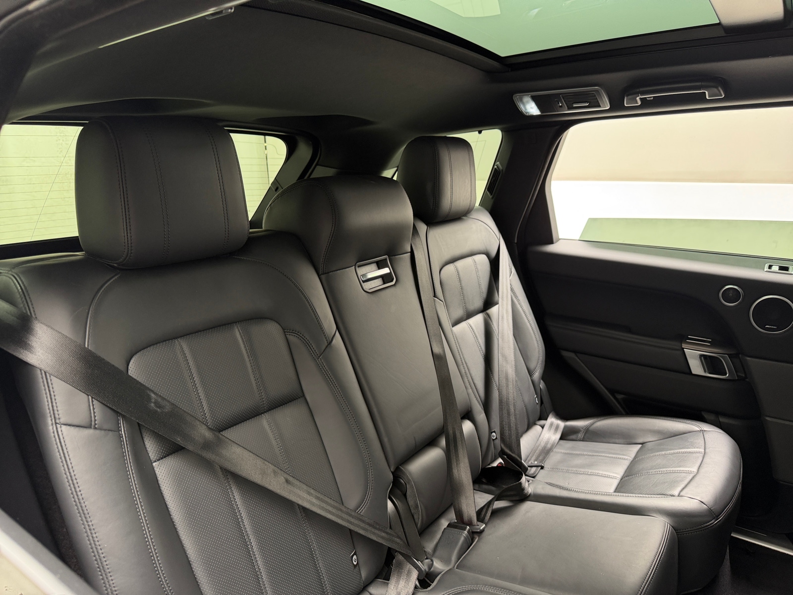 Thumbnail: 2020 Land Rover Range Rover Sport - 5
