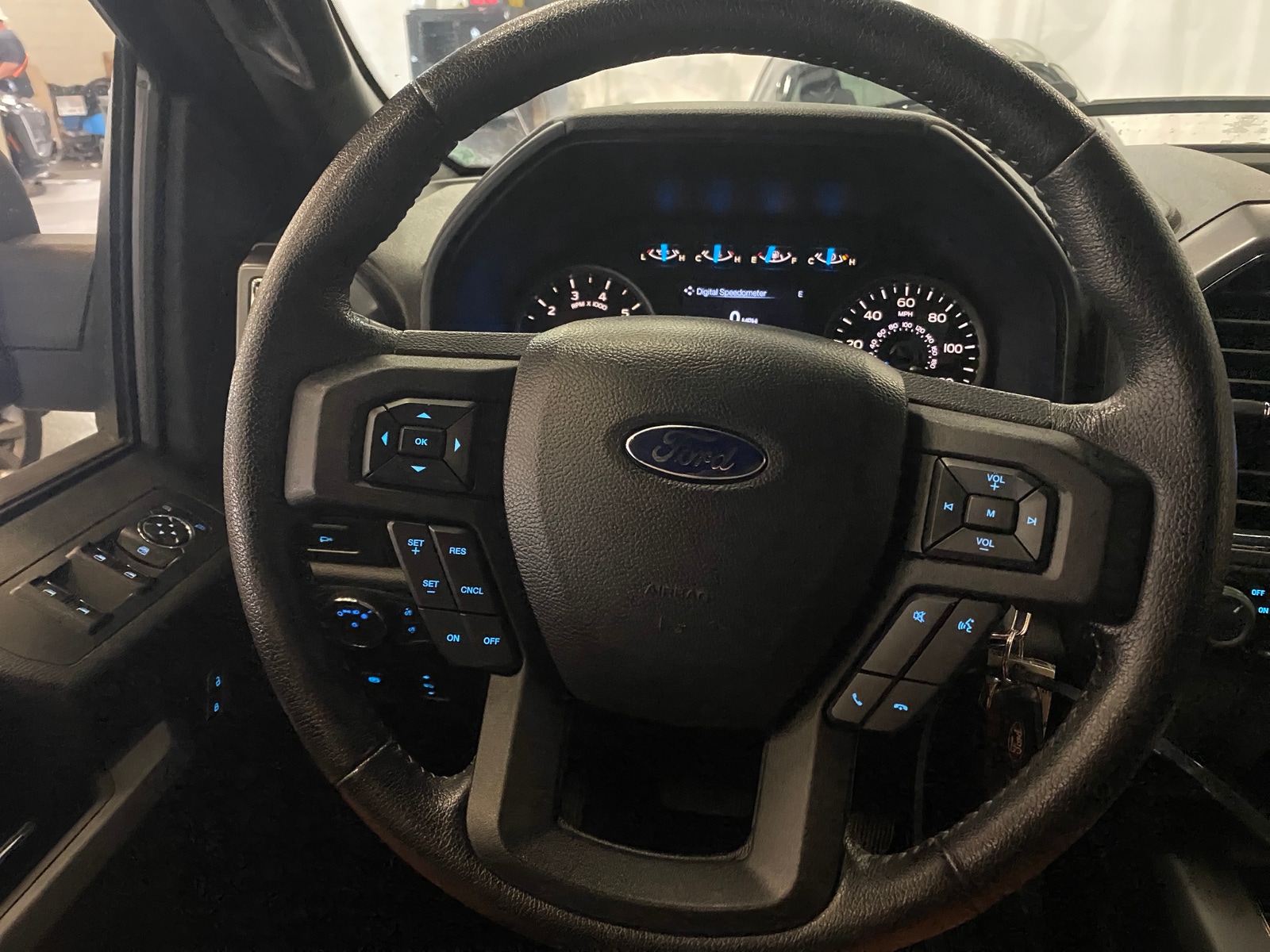Thumbnail: 2016 Ford Econoline - 5