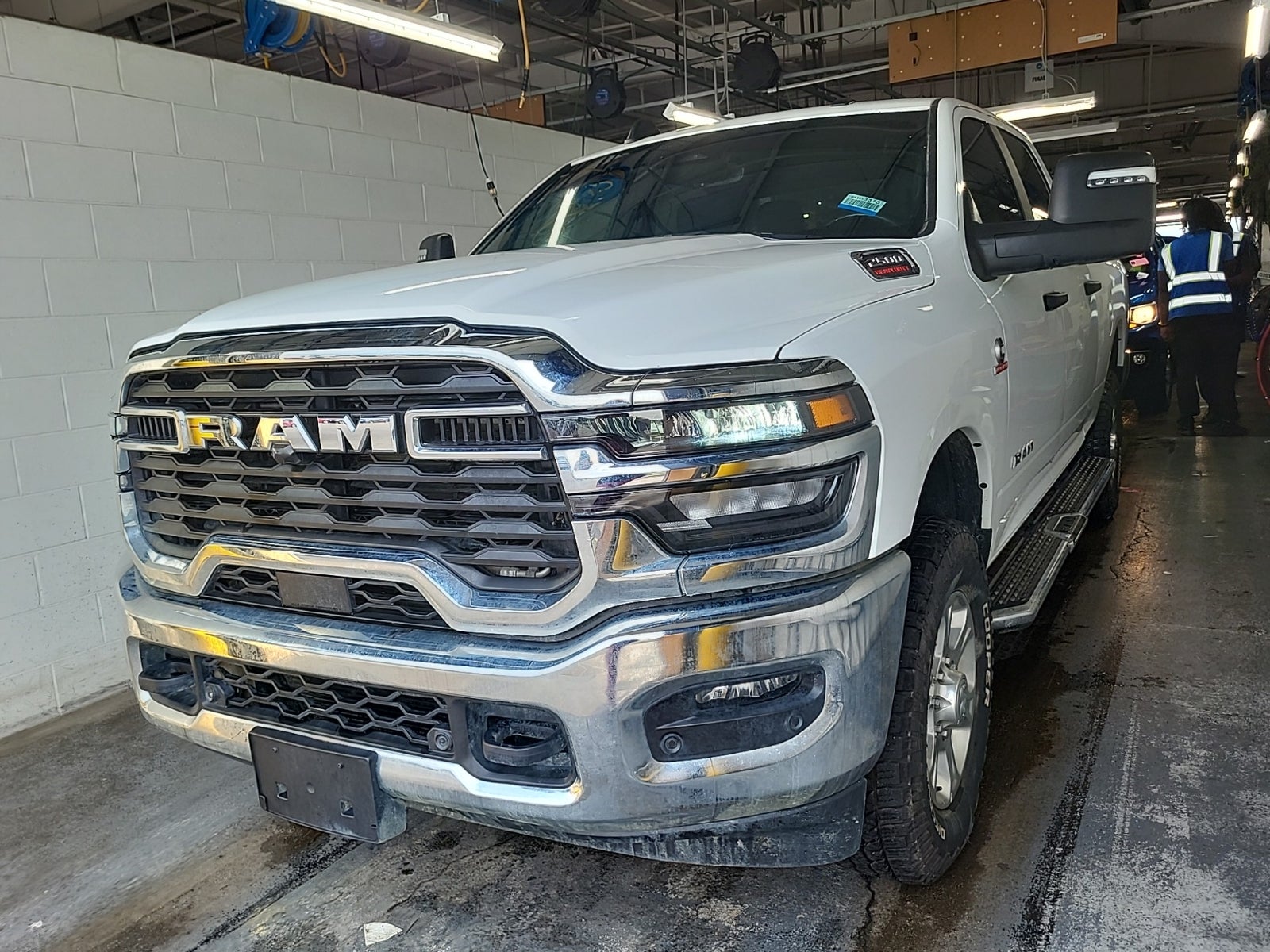 2025 Ram 2500 Big Horn 4x4 Crew Cab 6'4" Box