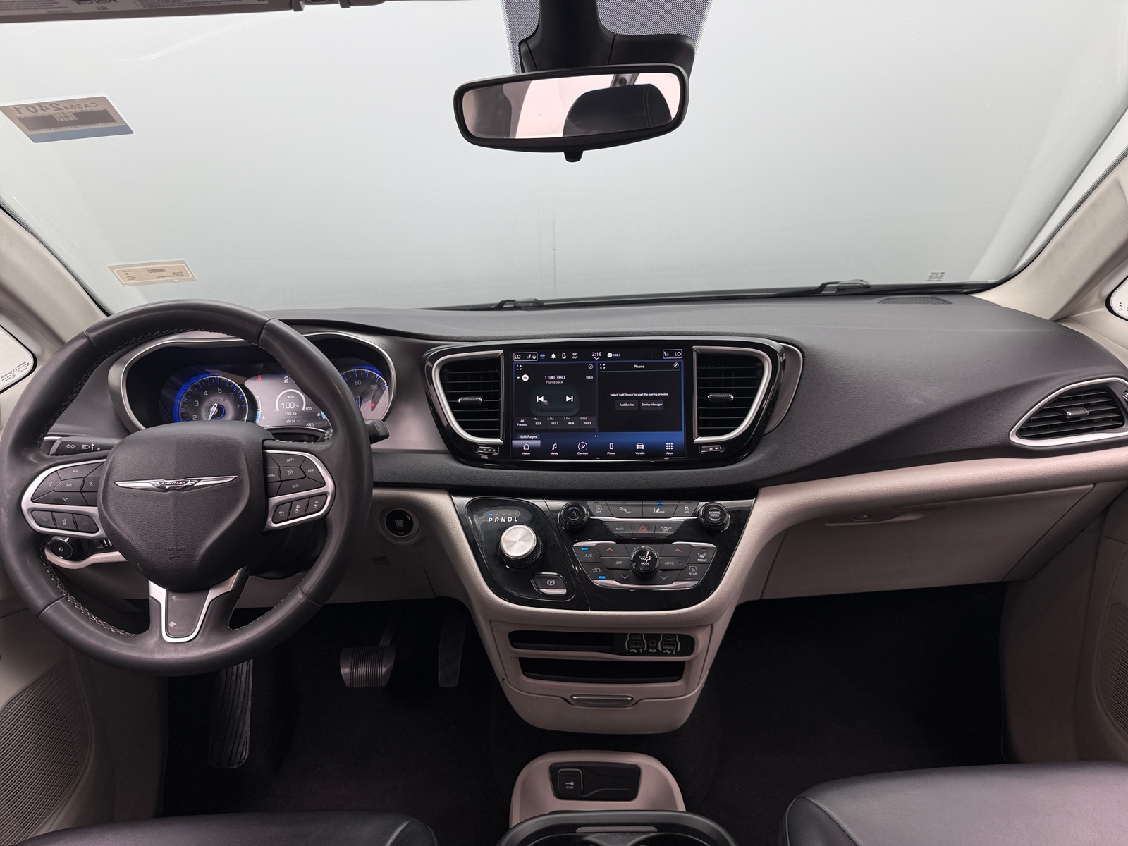 Thumbnail: 2023 Chrysler Pacifica - 2