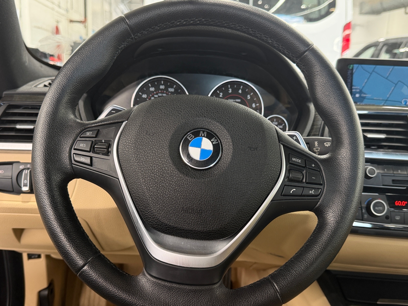 Thumbnail: 2015 BMW 4 Series - 3