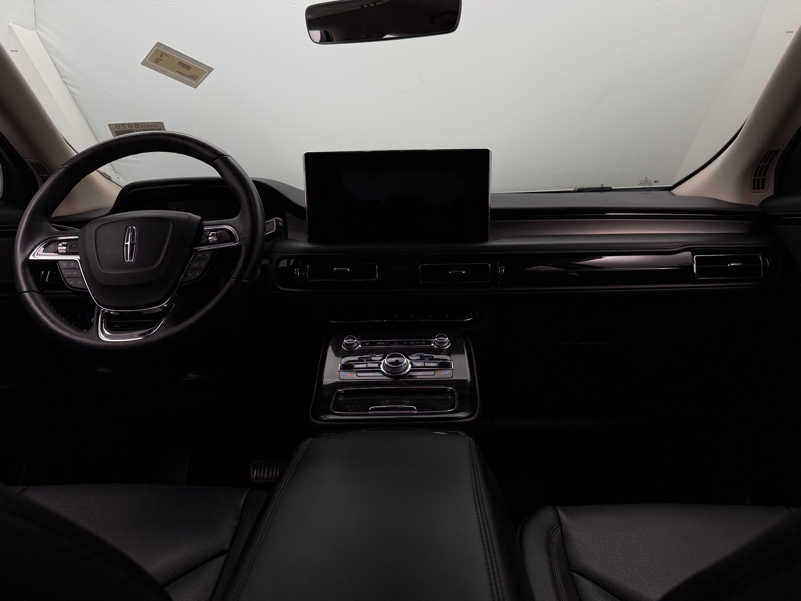 Thumbnail: 2023 Lincoln Nautilus - 2