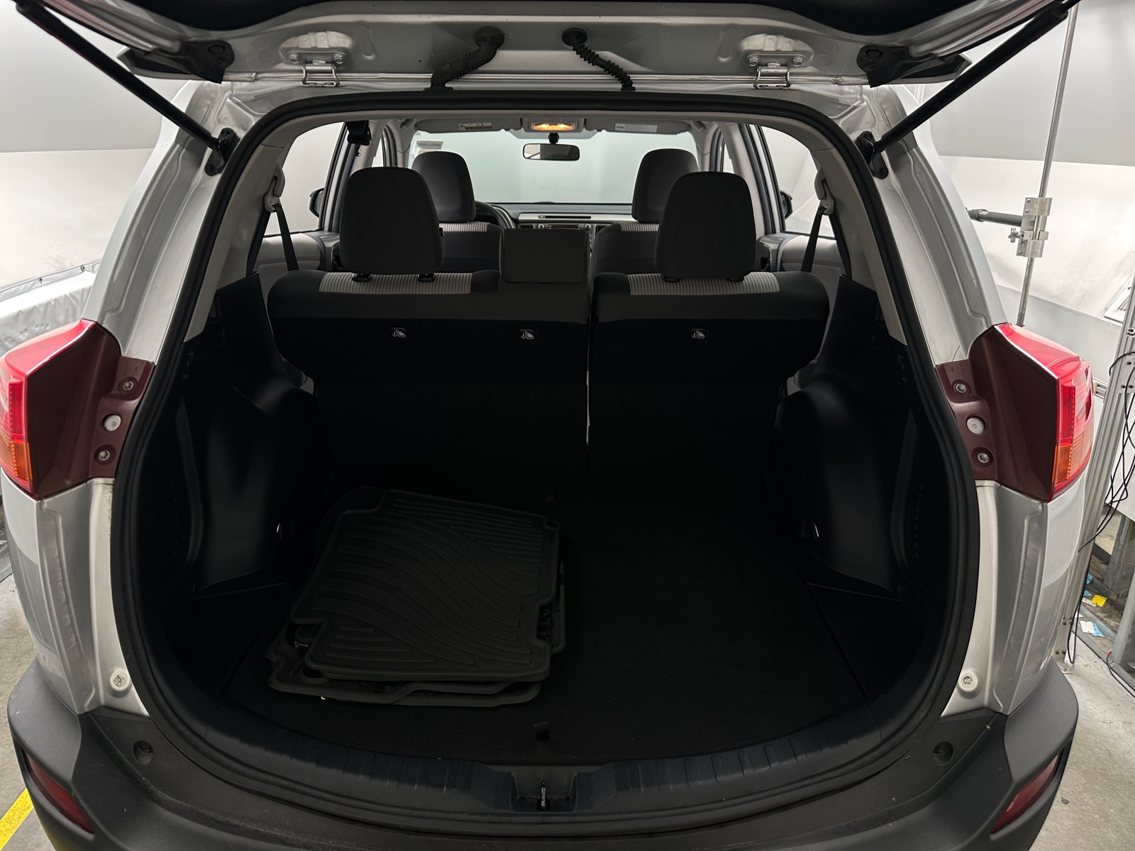 Thumbnail: 2013 Toyota RAV4 - 7