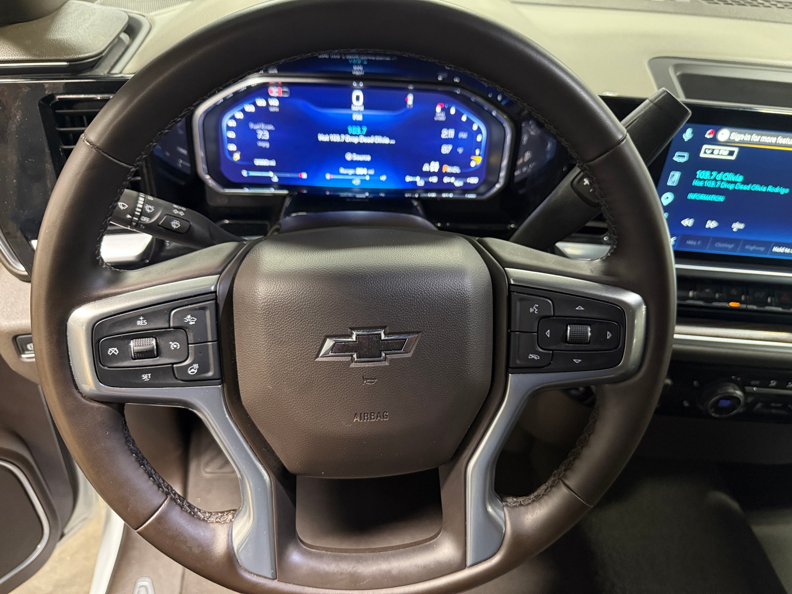 Thumbnail: 2026 Chevrolet Silverado 1500 - 5