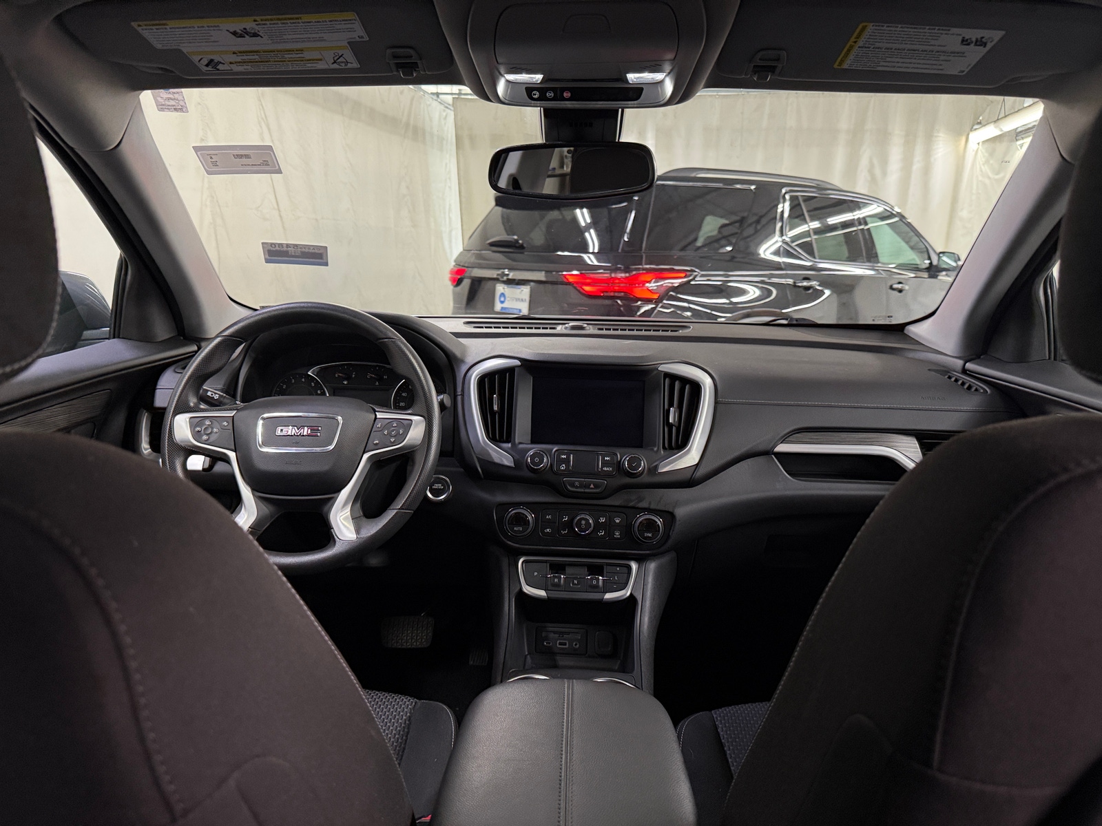 Thumbnail: 2024 GMC Terrain - 3