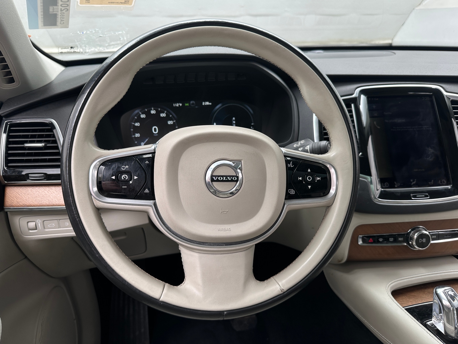Thumbnail: 2017 Volvo XC90 - 4