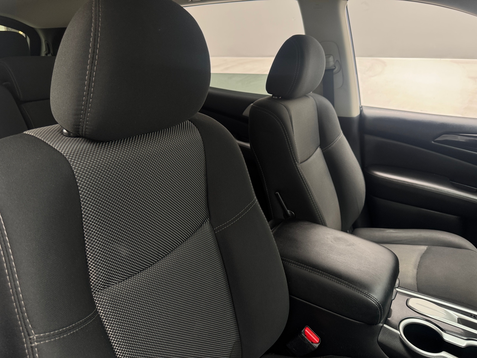 Thumbnail: 2020 Nissan Pathfinder - 2