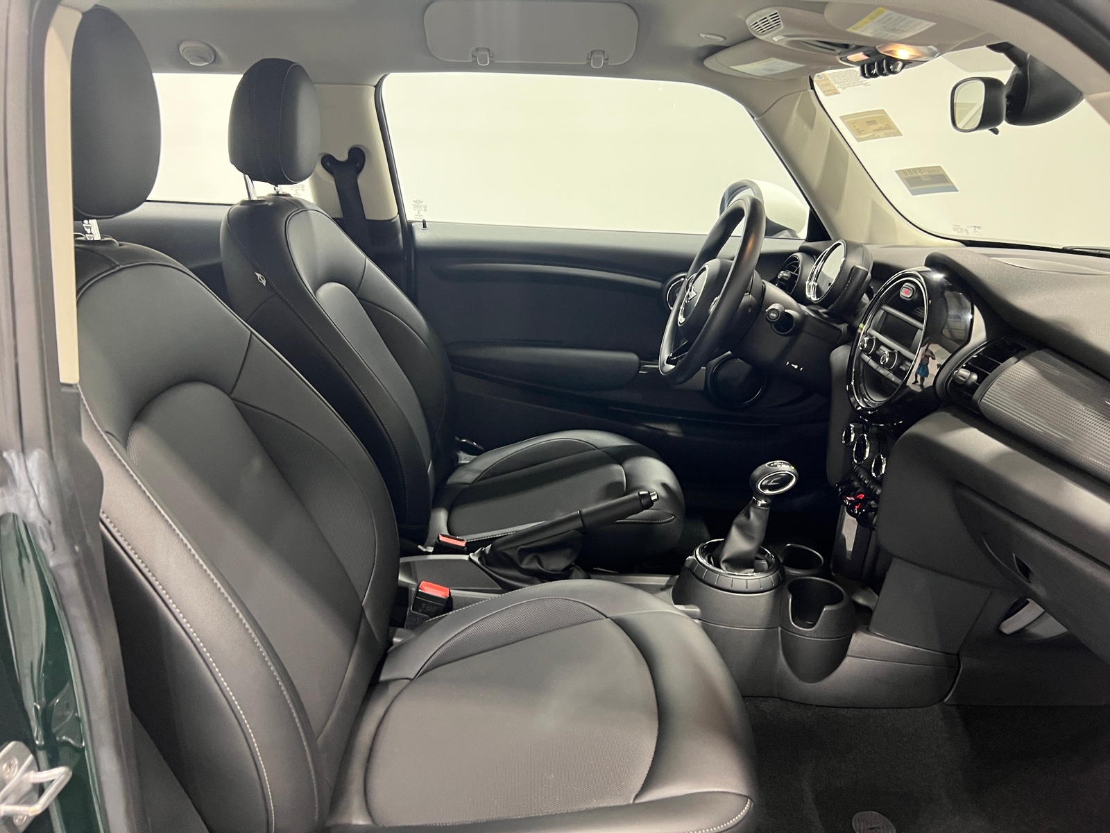 Thumbnail: 2015 MINI Cooper Hardtop - 2