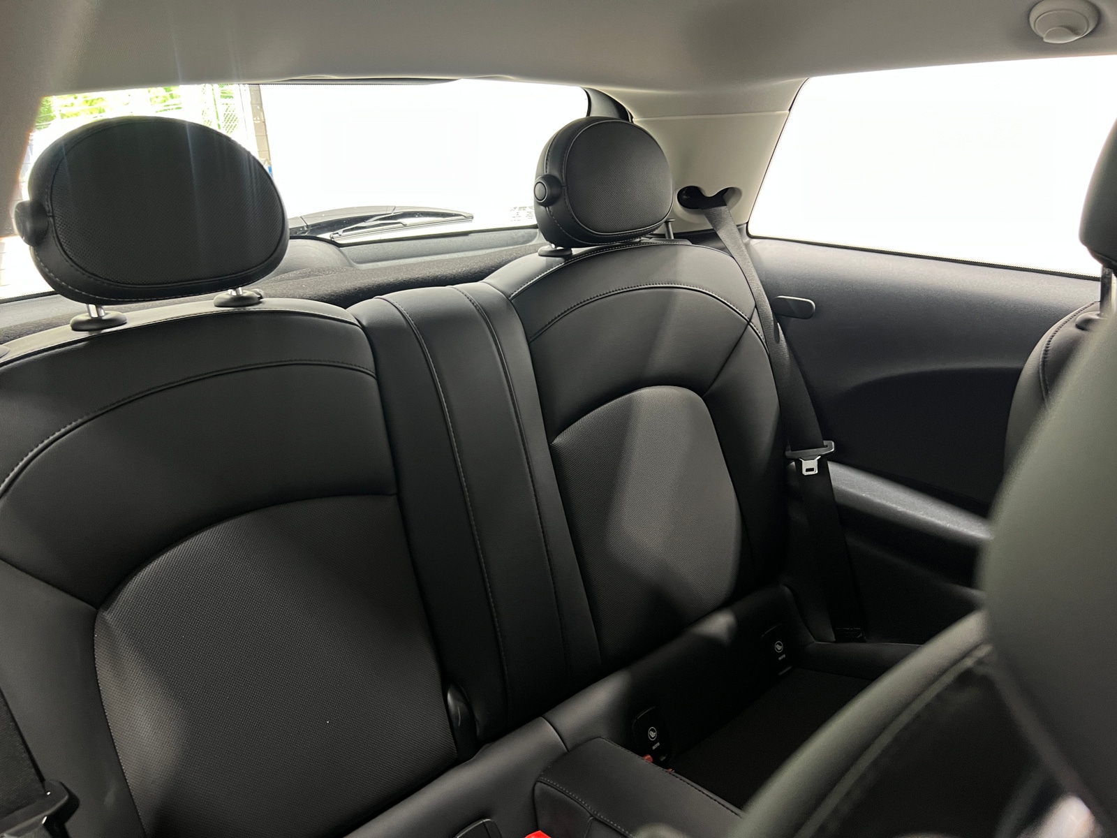 Thumbnail: 2015 MINI Cooper Hardtop - 6