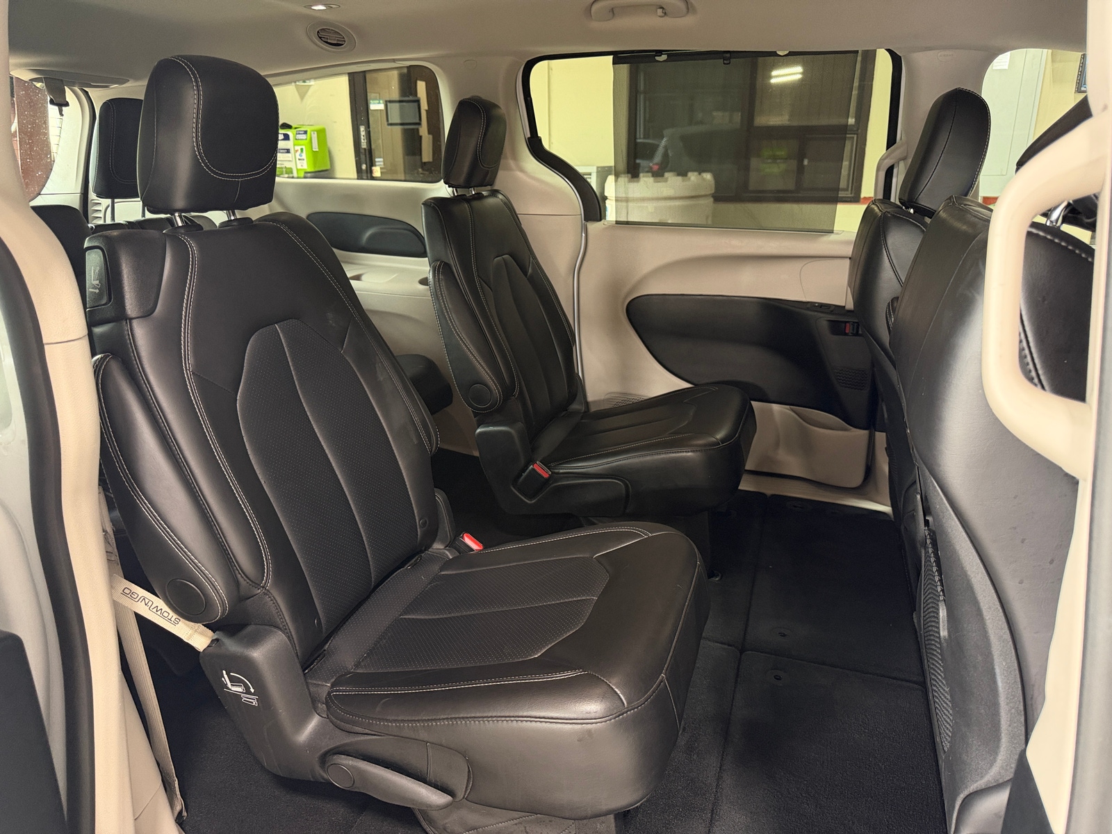 Thumbnail: 2024 Chrysler Pacifica - 5