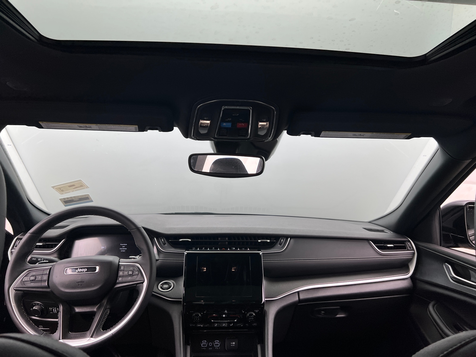 Thumbnail: 2023 Jeep Grand Cherokee L - 2