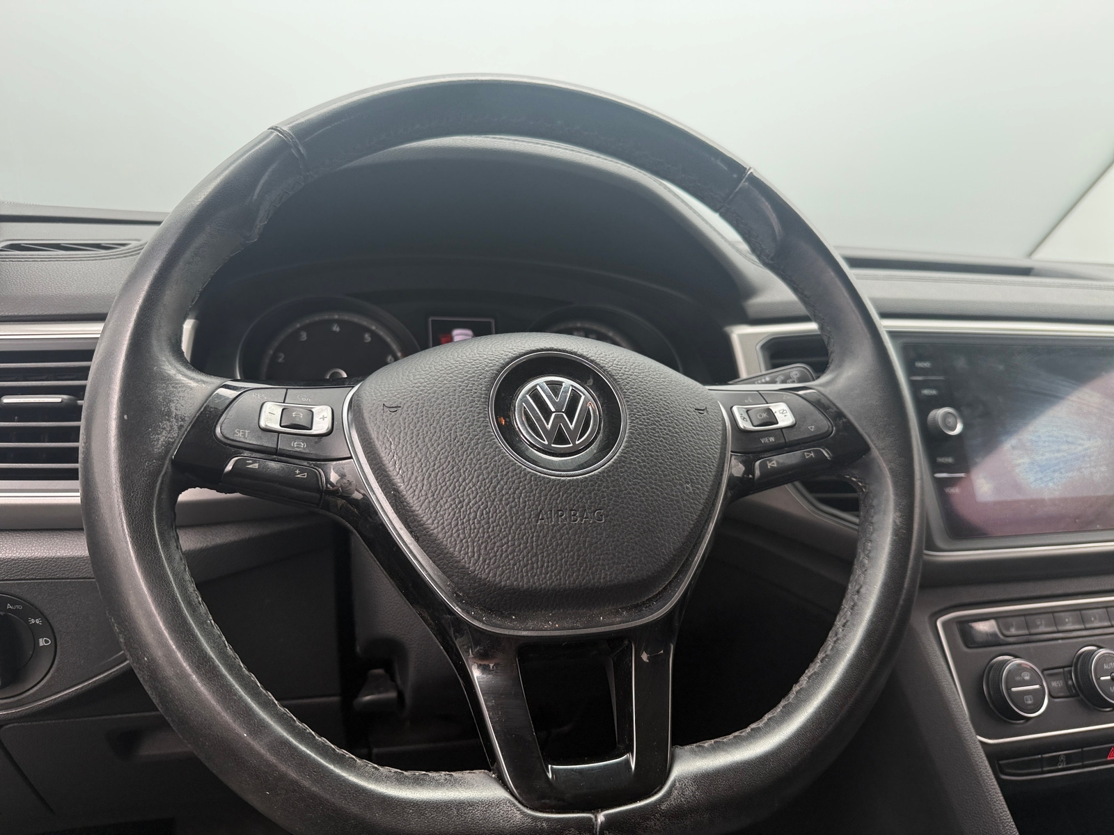 Thumbnail: 2019 Volkswagen Atlas - 4