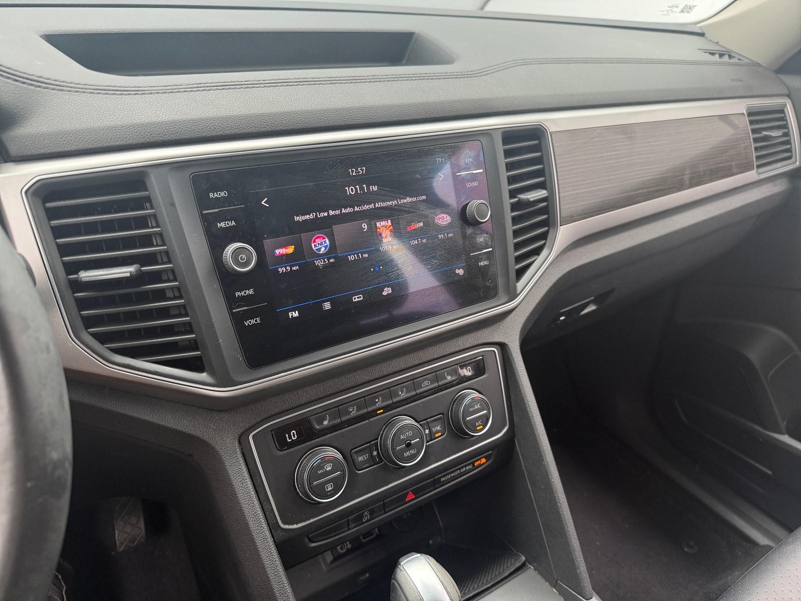 Thumbnail: 2019 Volkswagen Atlas - 3
