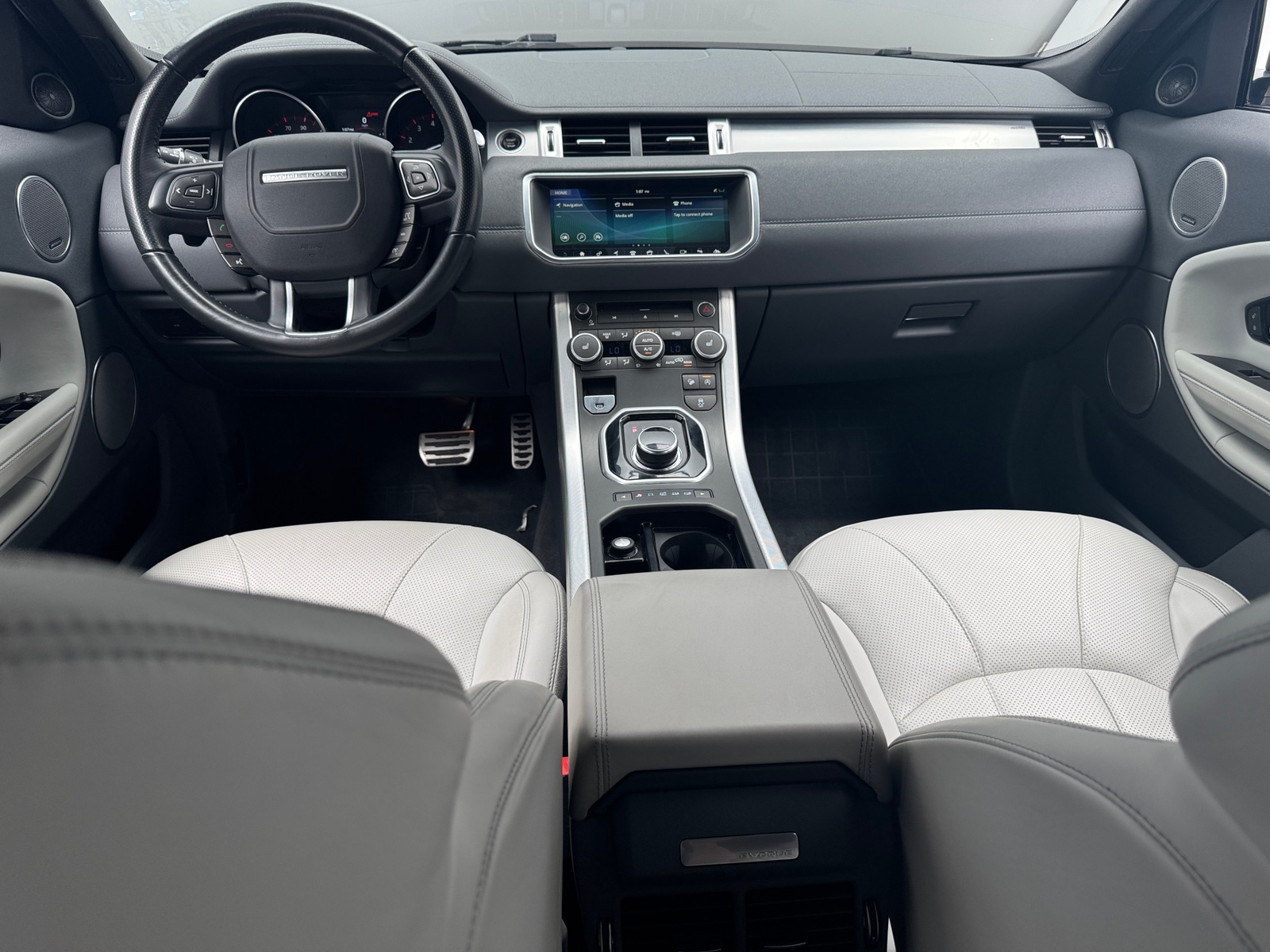 Thumbnail: 2017 Land Rover Range Rover Evoque - 2