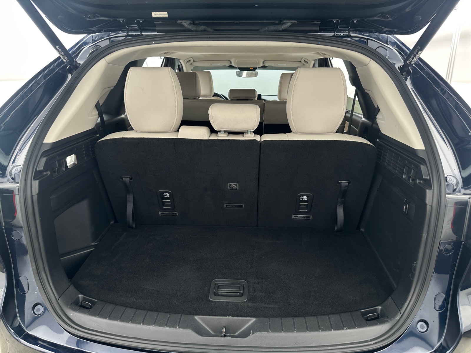 Thumbnail: 2024 Mazda CX-90 - 6