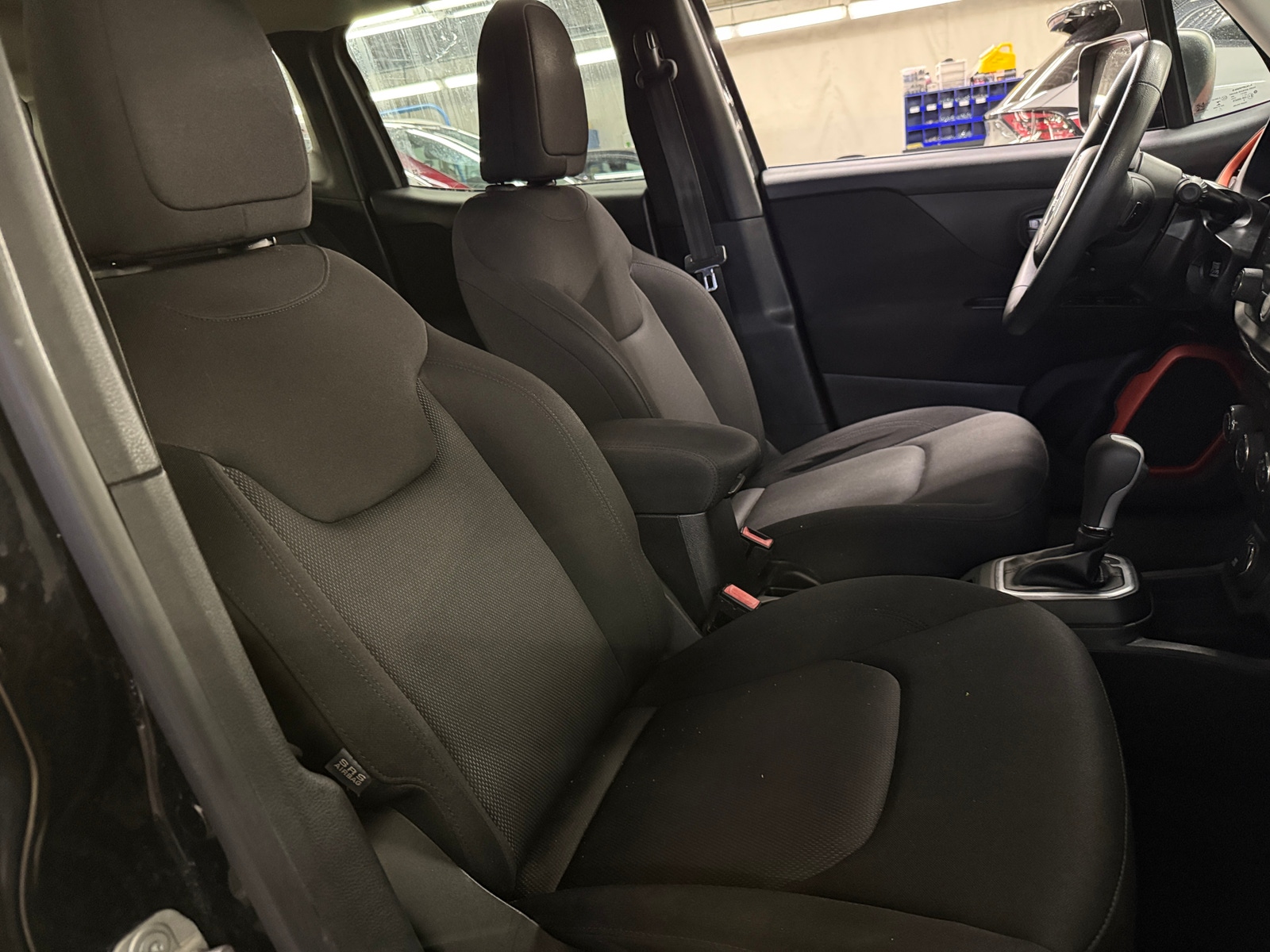 Thumbnail: 2018 Jeep Renegade - 2