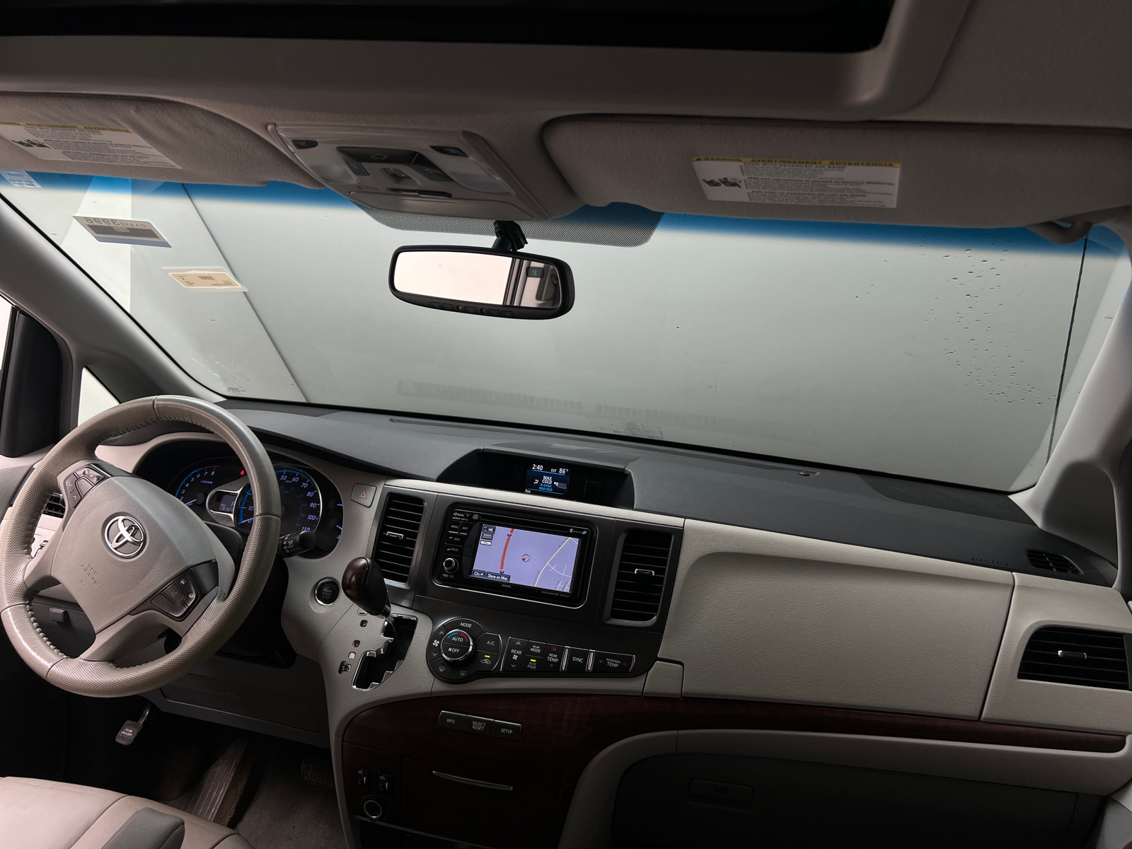 Thumbnail: 2014 Toyota Sienna - 2