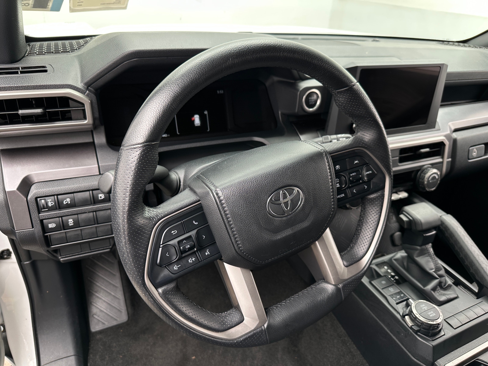 Thumbnail: 2025 Toyota 4Runner - 5