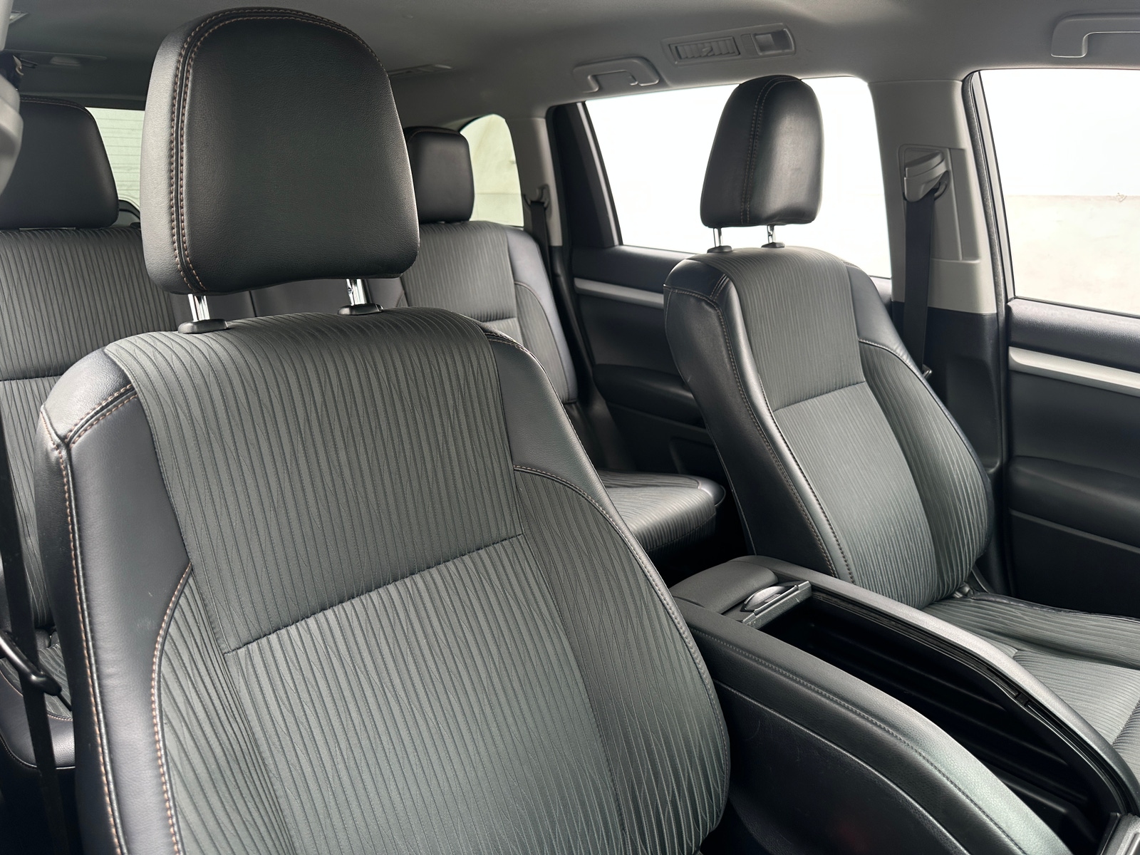 Thumbnail: 2018 Toyota Highlander - 2