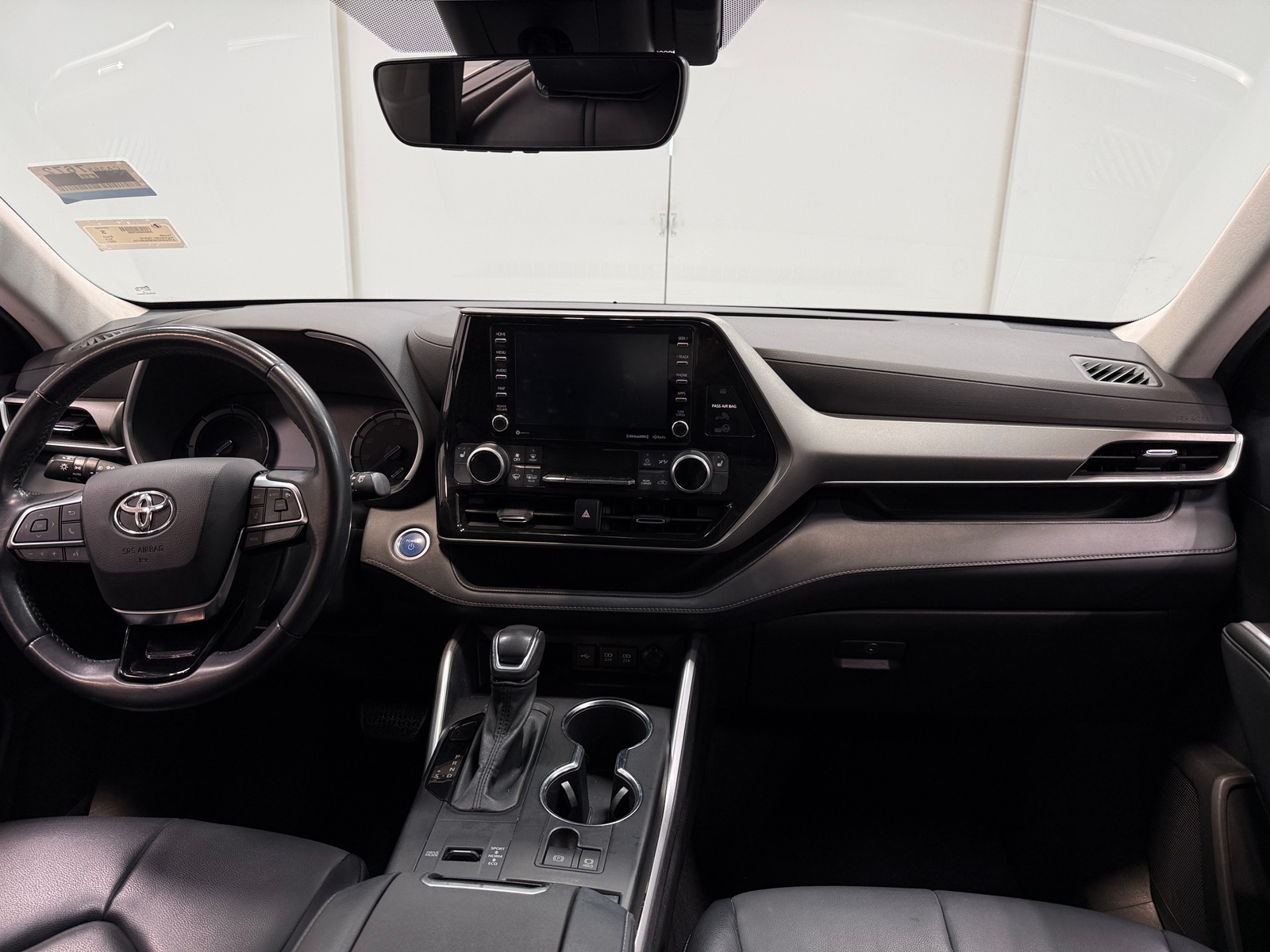 Thumbnail: 2021 Toyota Highlander - 2