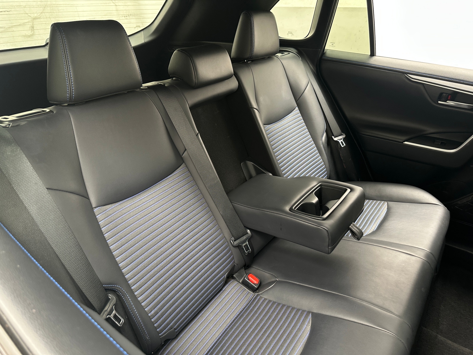 Thumbnail: 2019 Toyota RAV4 - 5