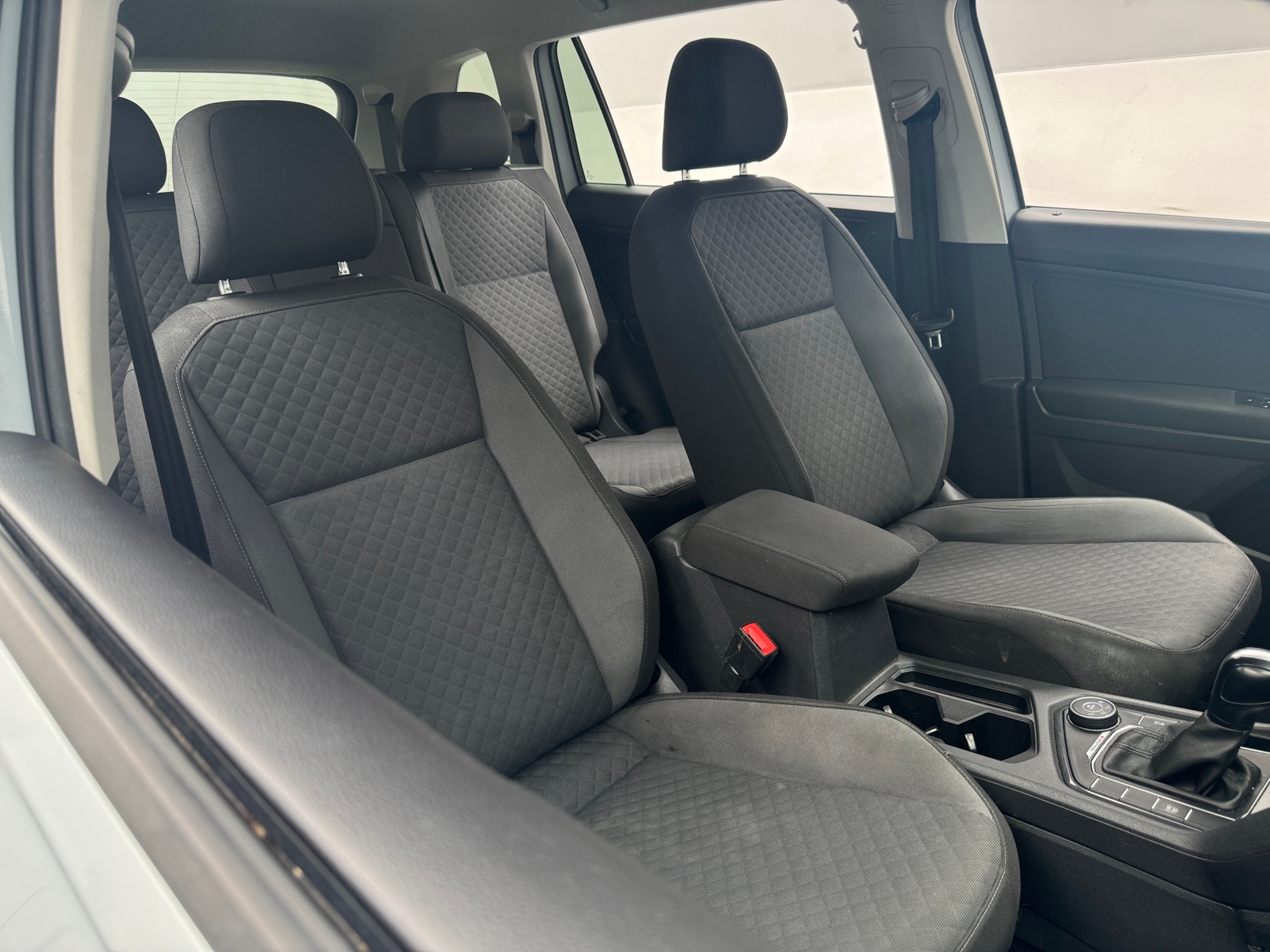 Thumbnail: 2018 Volkswagen Tiguan - 2