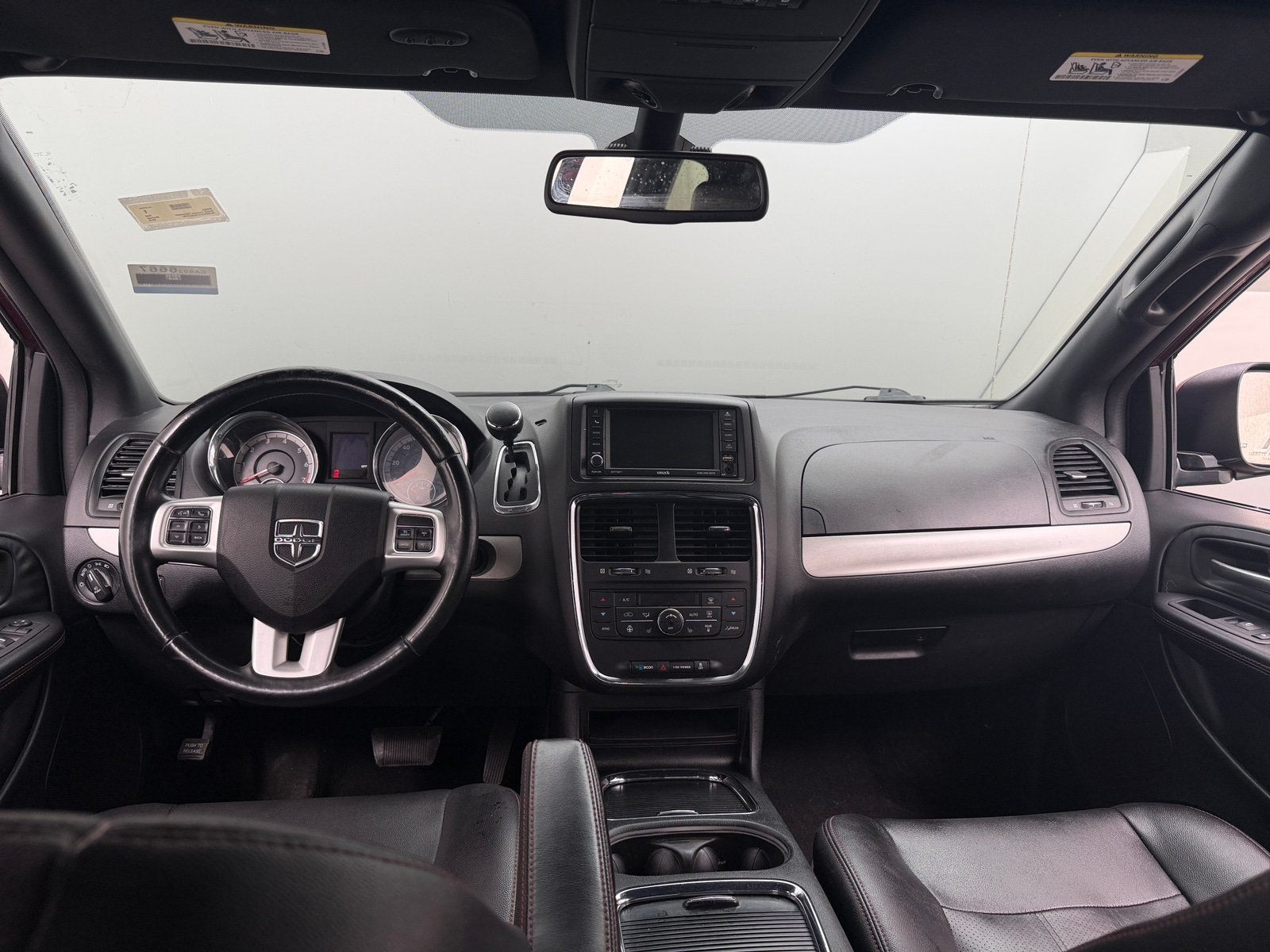 Thumbnail: 2019 Dodge Grand Caravan - 2