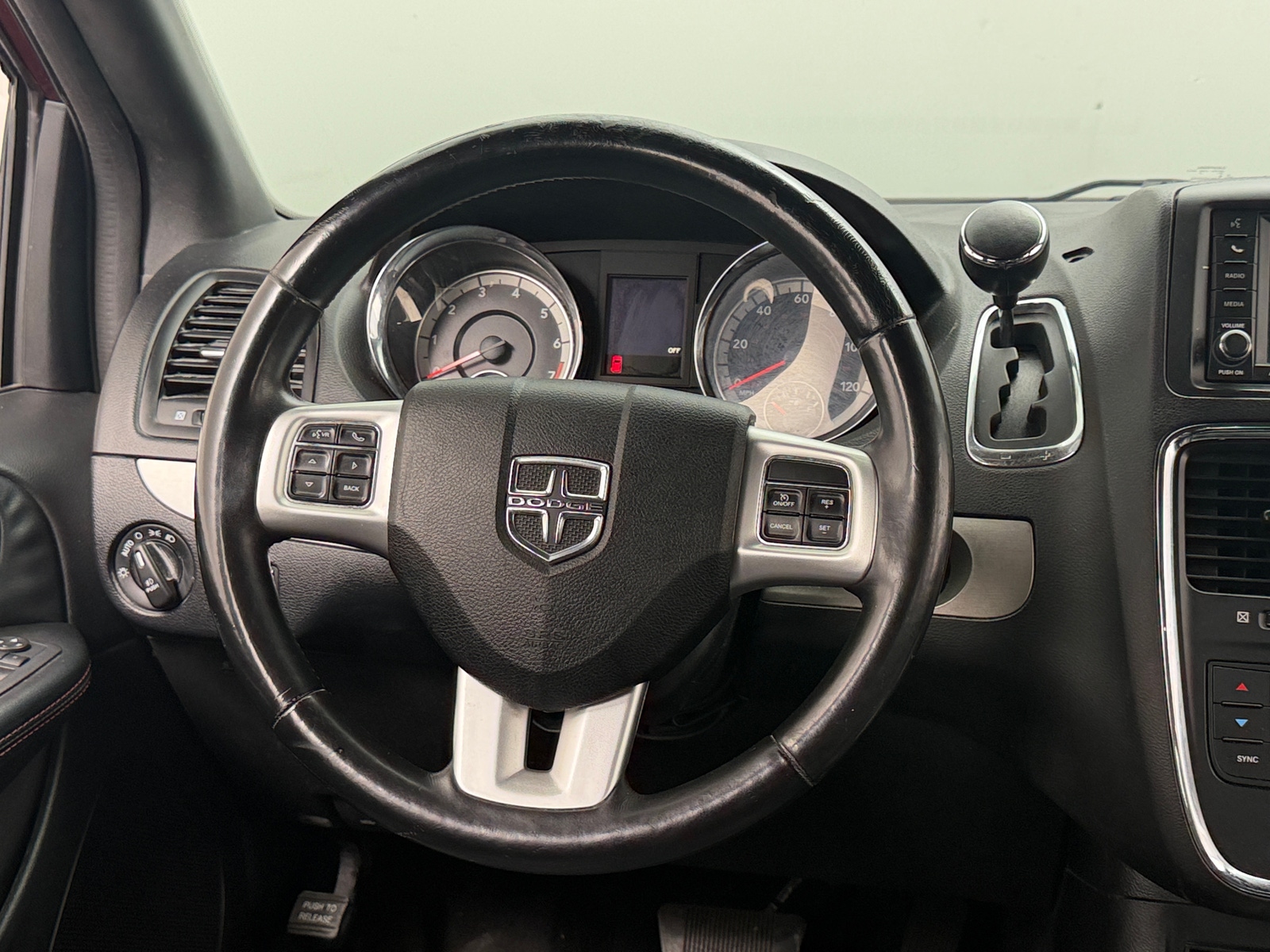 Thumbnail: 2019 Dodge Grand Caravan - 4