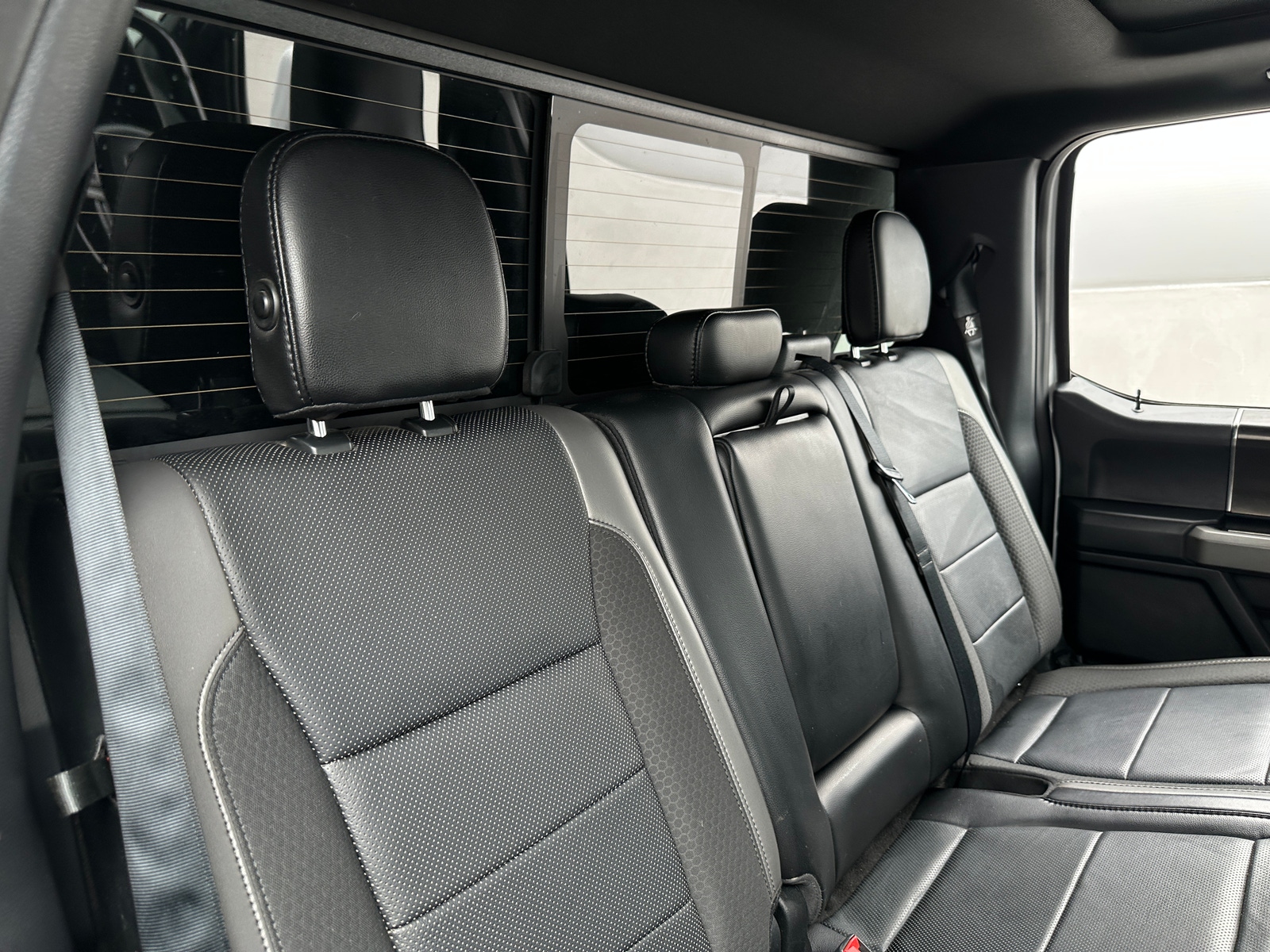 Thumbnail: 2019 Ford Econoline - 5