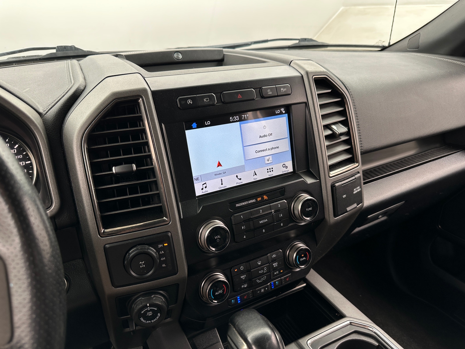 Thumbnail: 2019 Ford Econoline - 3