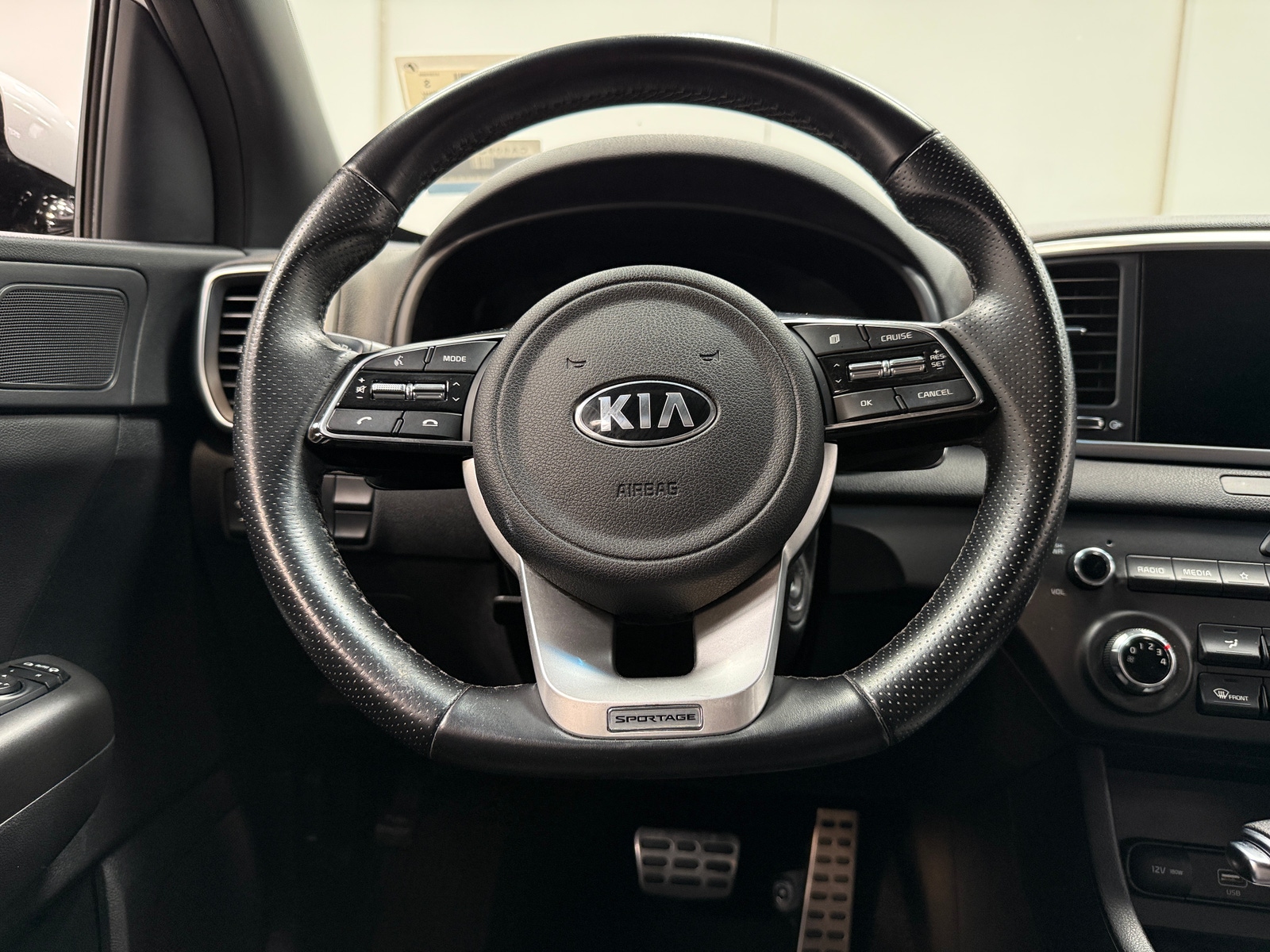 Thumbnail: 2020 Kia Sportage - 4