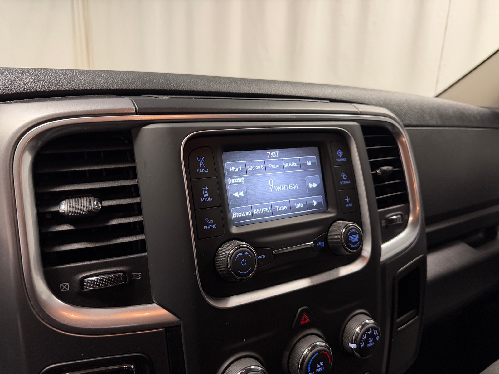 Thumbnail: 2024 RAM 1500 Classic - 4