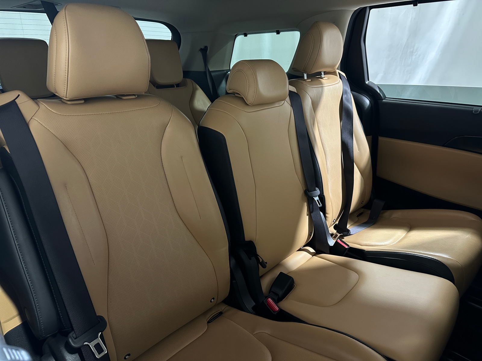 Thumbnail: 2024 Kia Carnival - 5