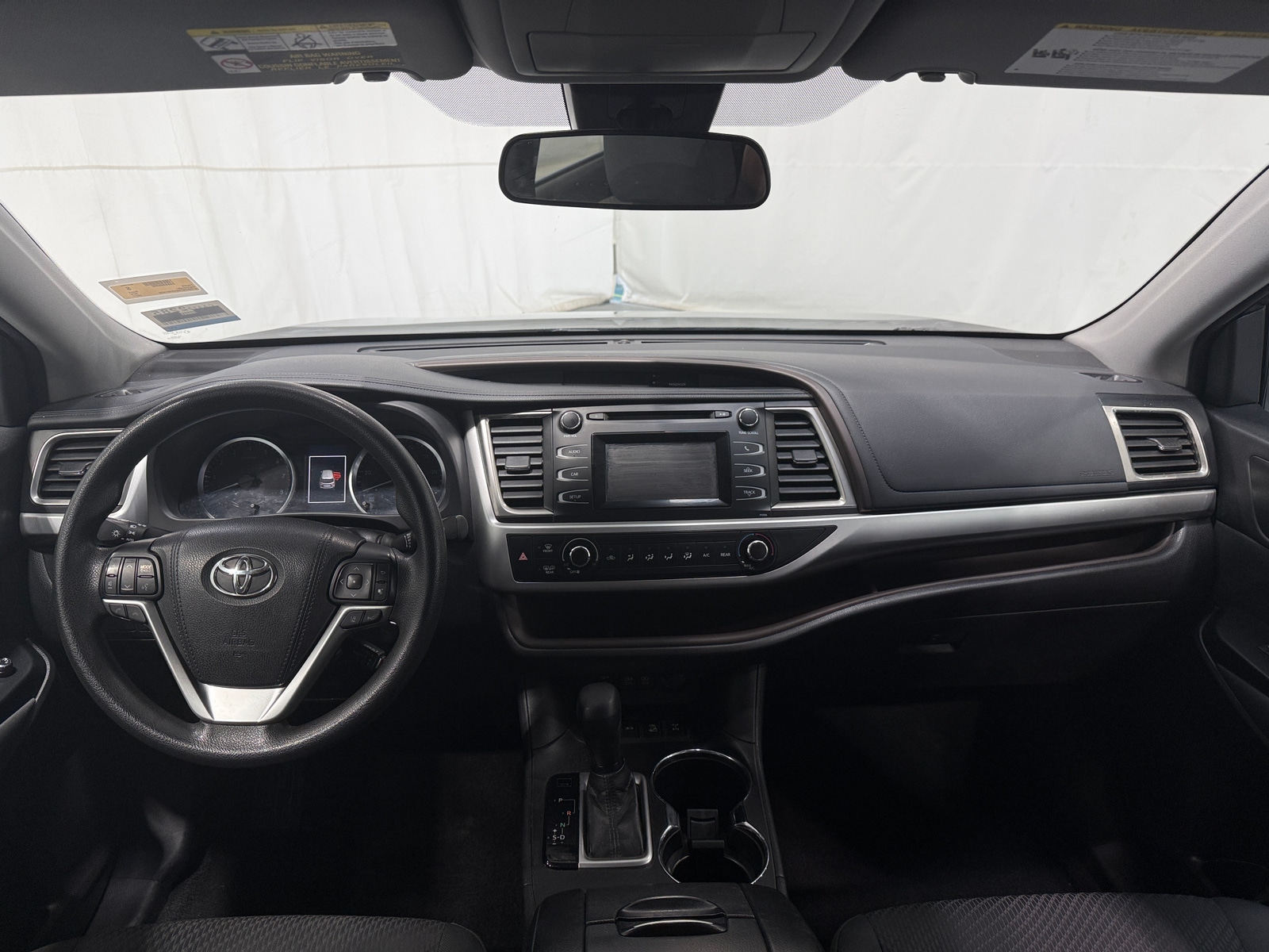 Thumbnail: 2017 Toyota Highlander - 3