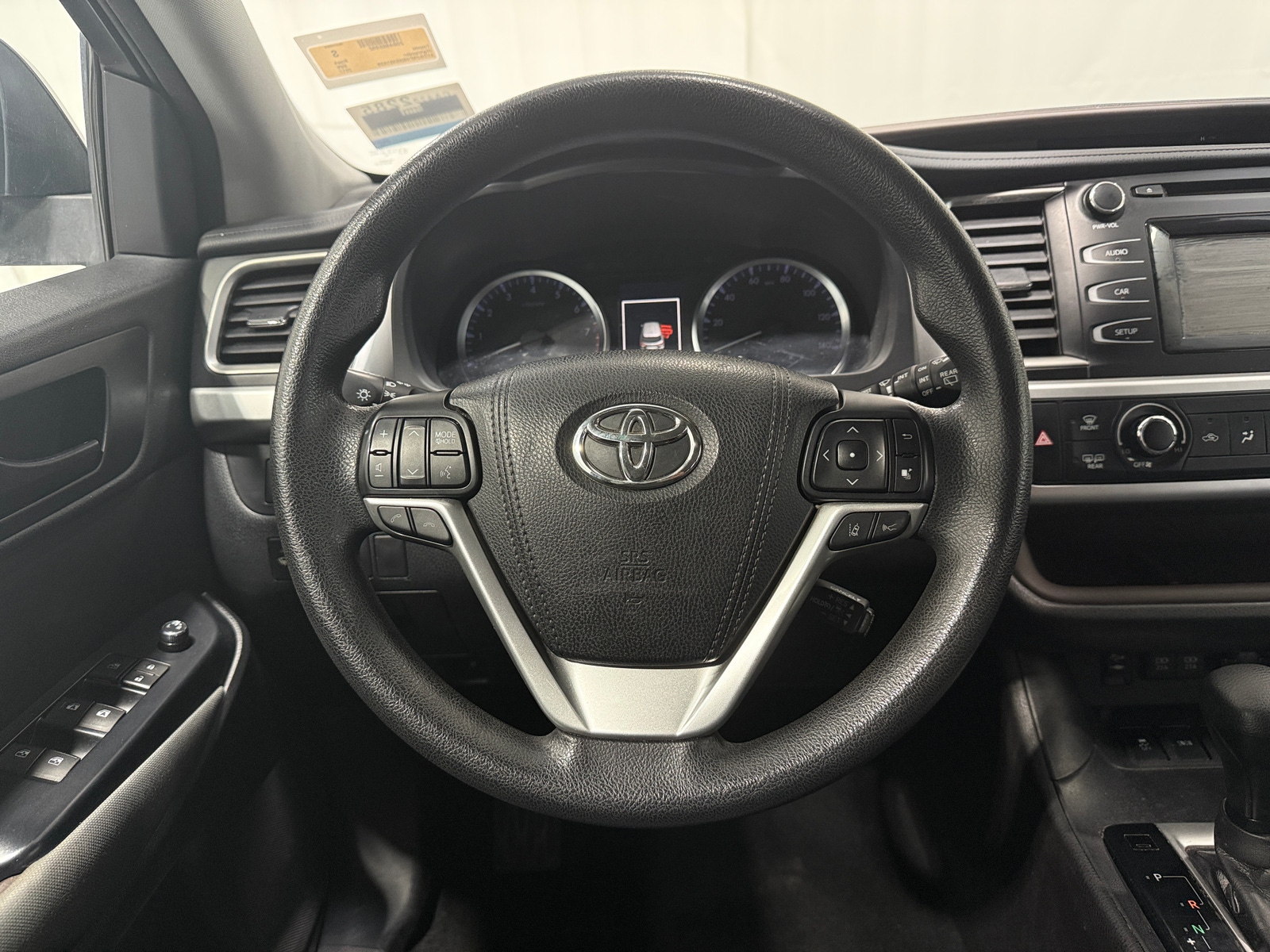 Thumbnail: 2017 Toyota Highlander - 5